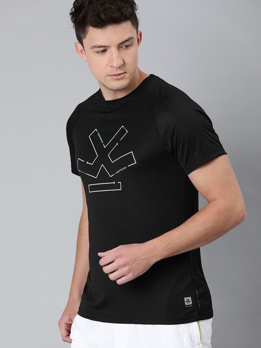 

WROGN ACTIVE Men Black Brand Logo Printed Round Neck T-shirt