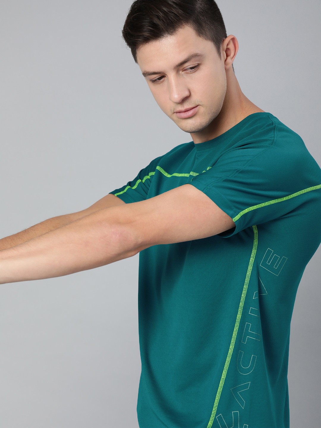 

WROGN ACTIVE Men Teal Printed Round Neck T-shirt