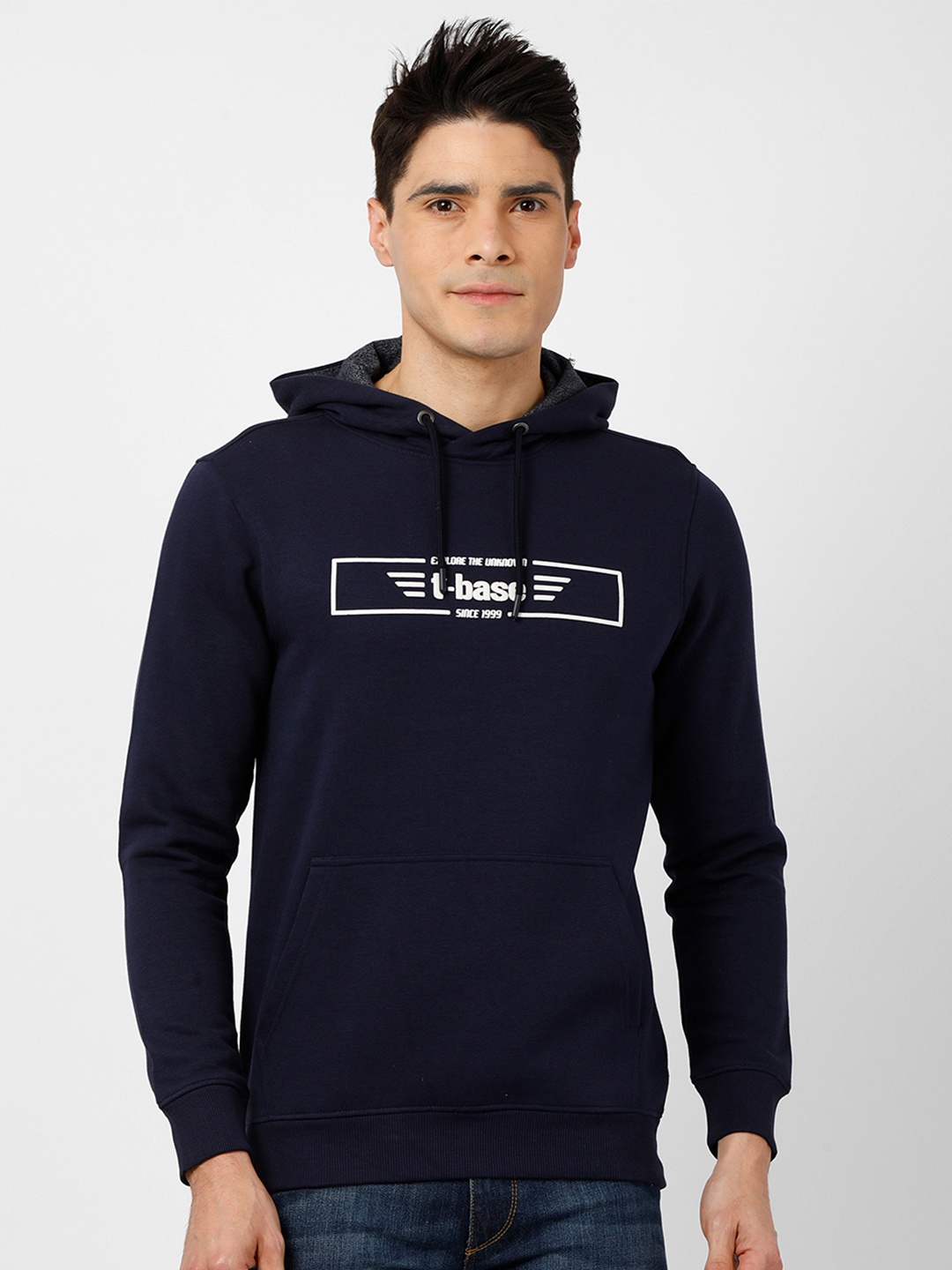 

t-base Men Navy Blue Printed Hooded Sweatshirt
