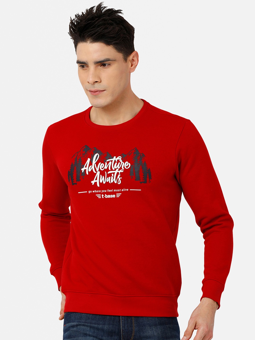 

t-base Men Red Printed Sweatshirt
