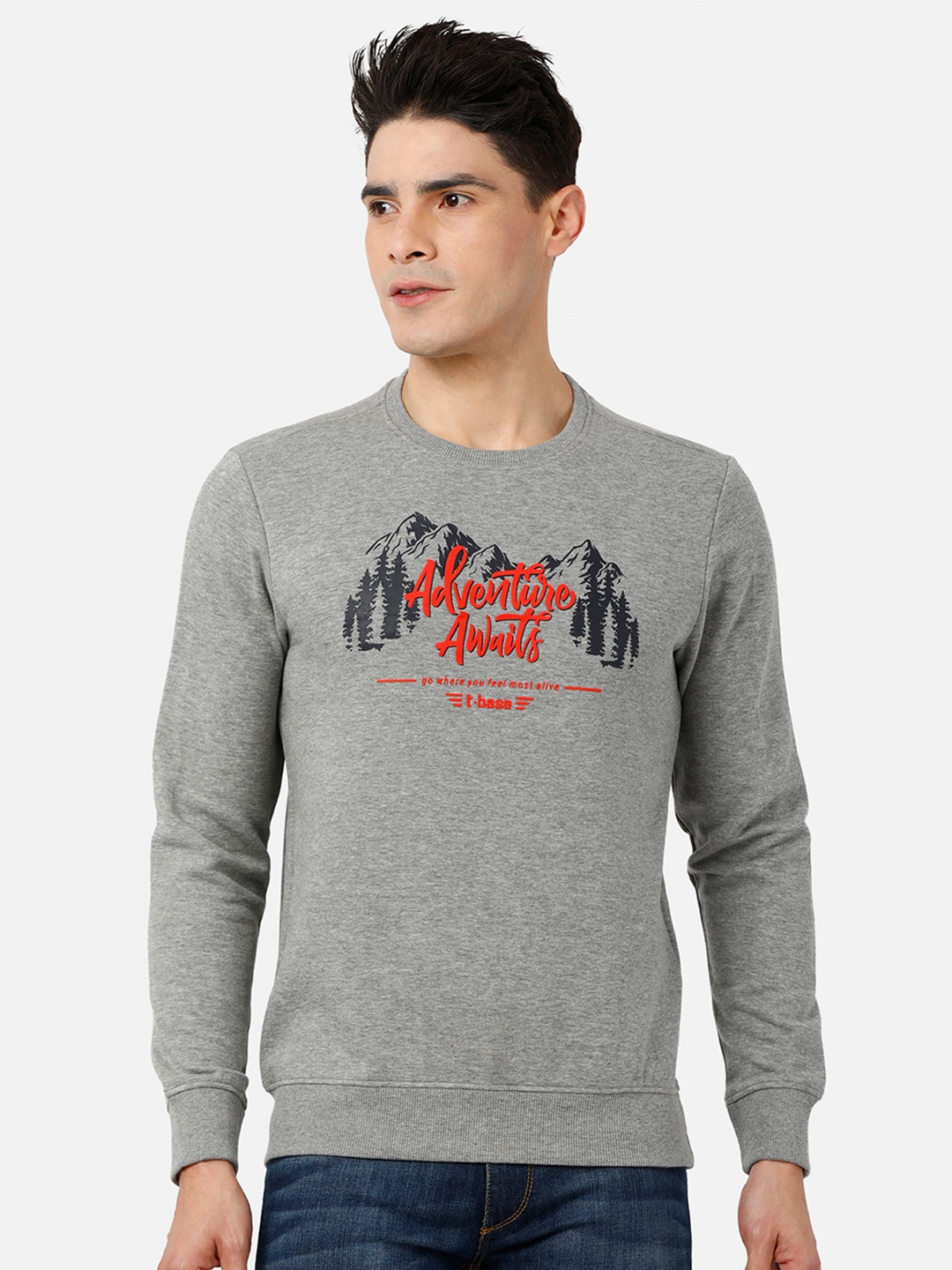 

t-base Men Grey Printed Sweatshirt