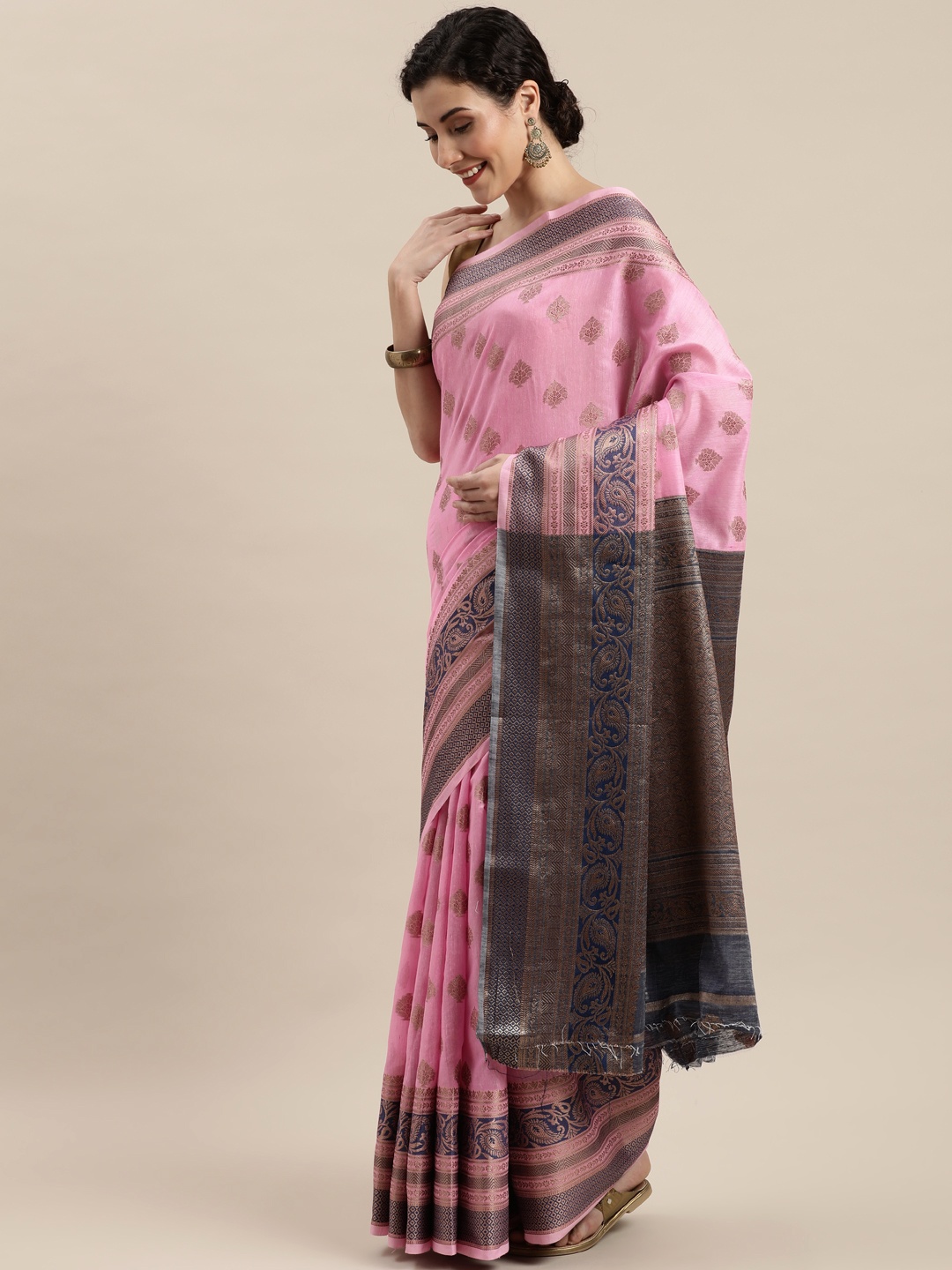 

Pisara Pink & Golden Silk Cotton Woven Design Kanjeevaram Saree