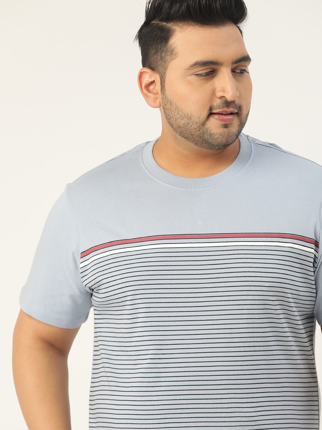 

Sztori Men Plus Size Blue & Black Pure Cotton Striped Round Neck T-shirt