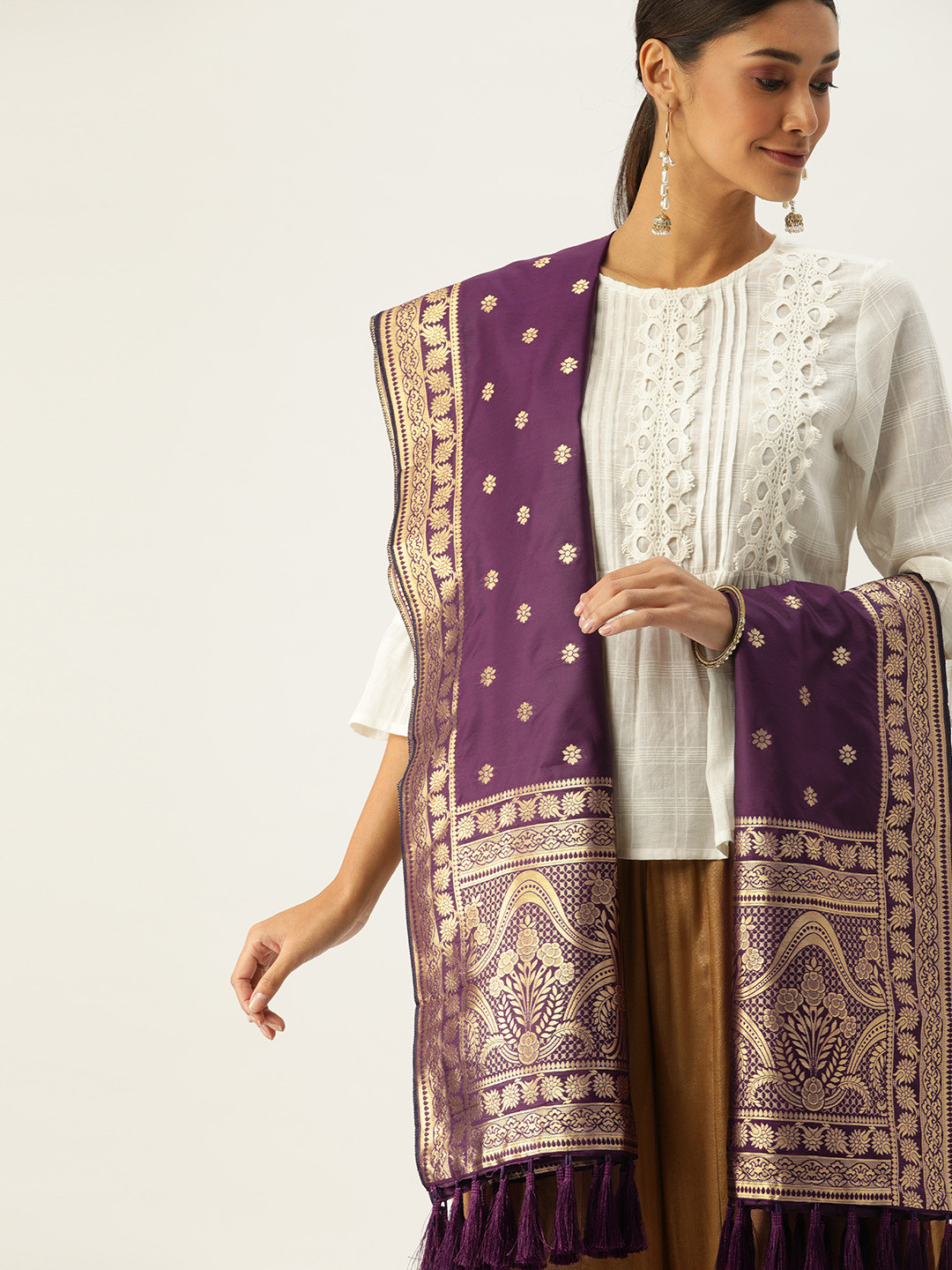 

VASTRANAND Purple & Gold-Coloured Woven Design Dupatta