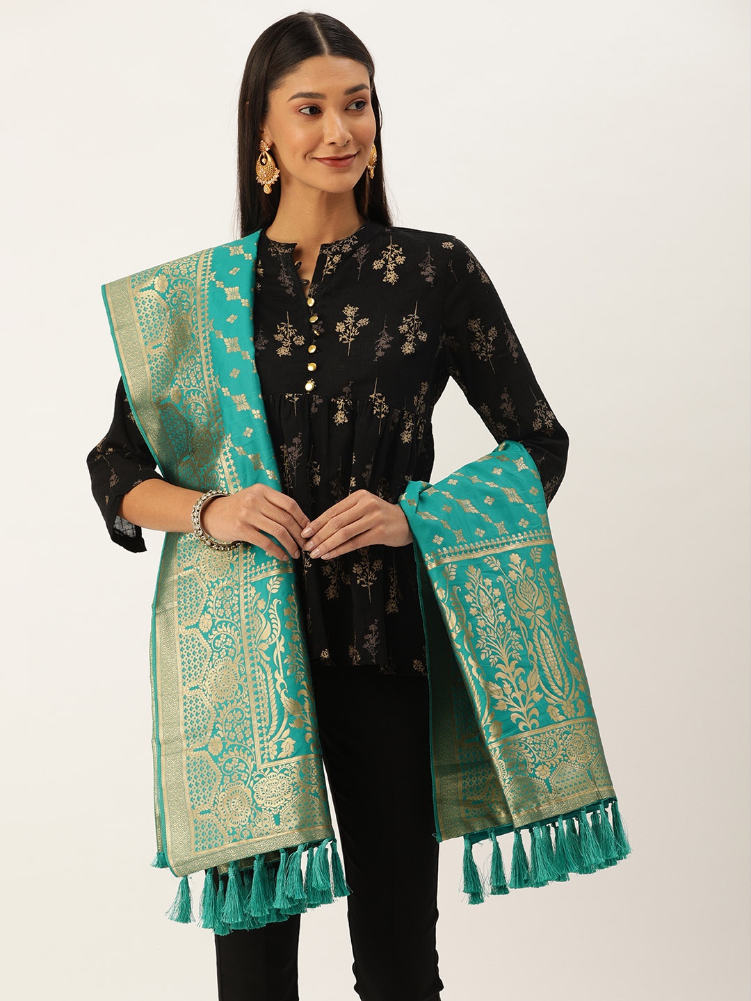 

VASTRANAND Teal & Gold-Toned Woven Design Dupatta