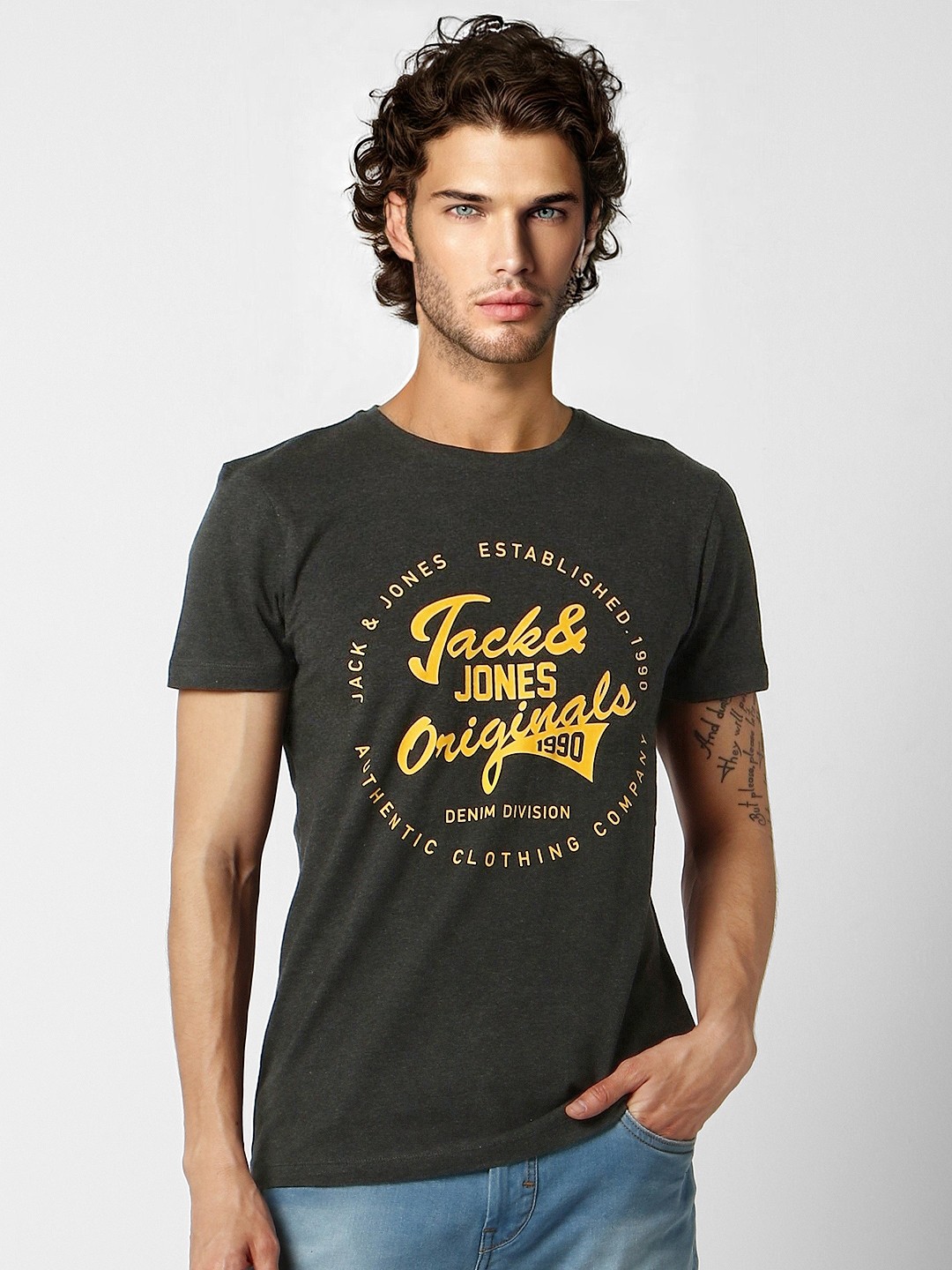 

Jack Jones Men Charcoal Grey Slim Fit Printed Round Neck Pure Cotton T-shirt
