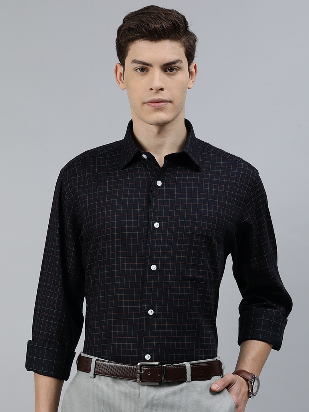 

Arrow Men Black & Brown Regular Fit Checked Formal Shirt
