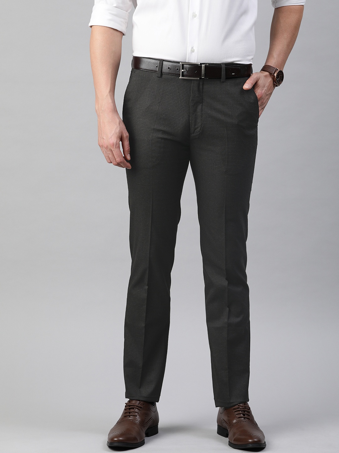 

Arrow Men Brown & Grey Slim Fit Checked Formal Trousers