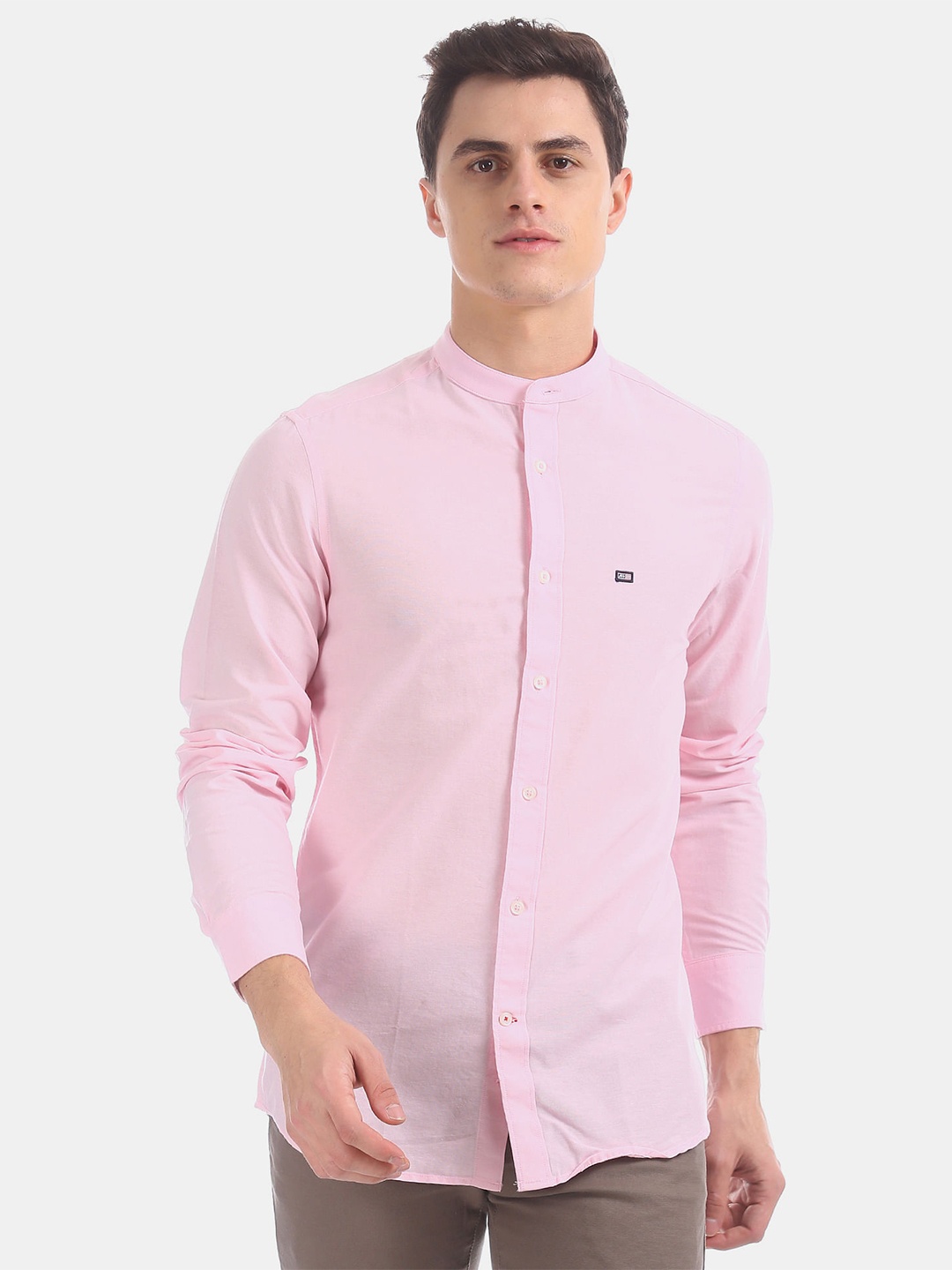 

Arrow Sport Men Pink Regular Fit Solid Casual Shirt