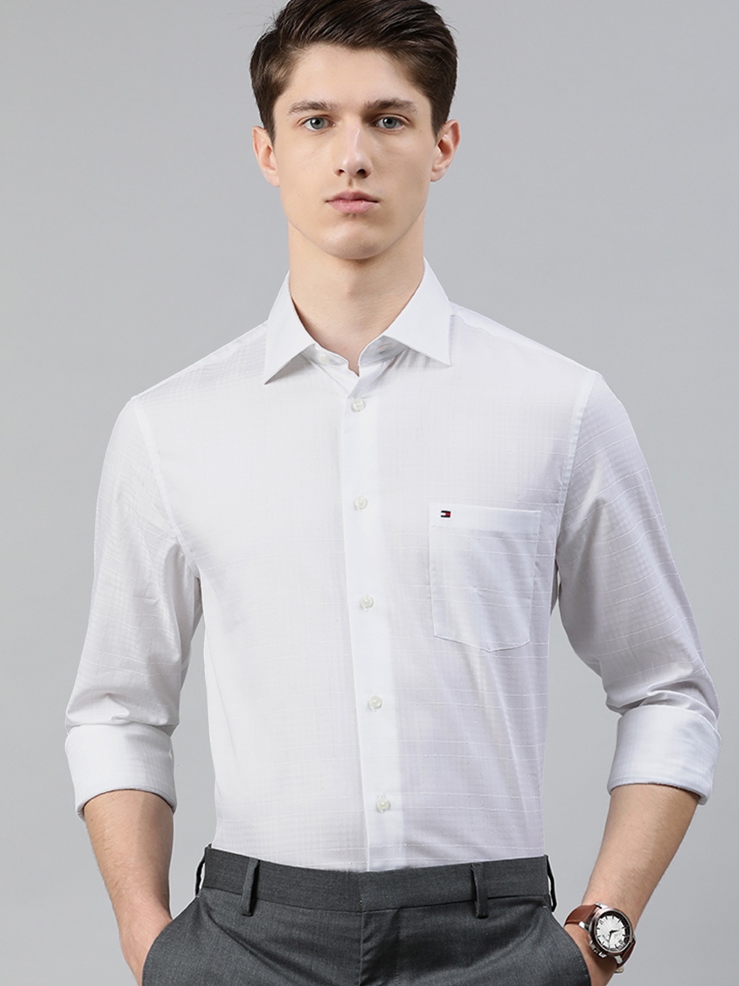 

Tommy Hilfiger Men White Regular Fit Checked Formal Shirt