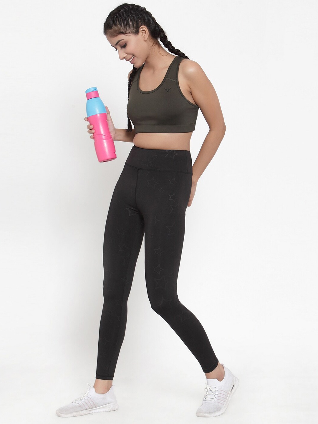 

Invincible Women Performance Sports Bra, Olive