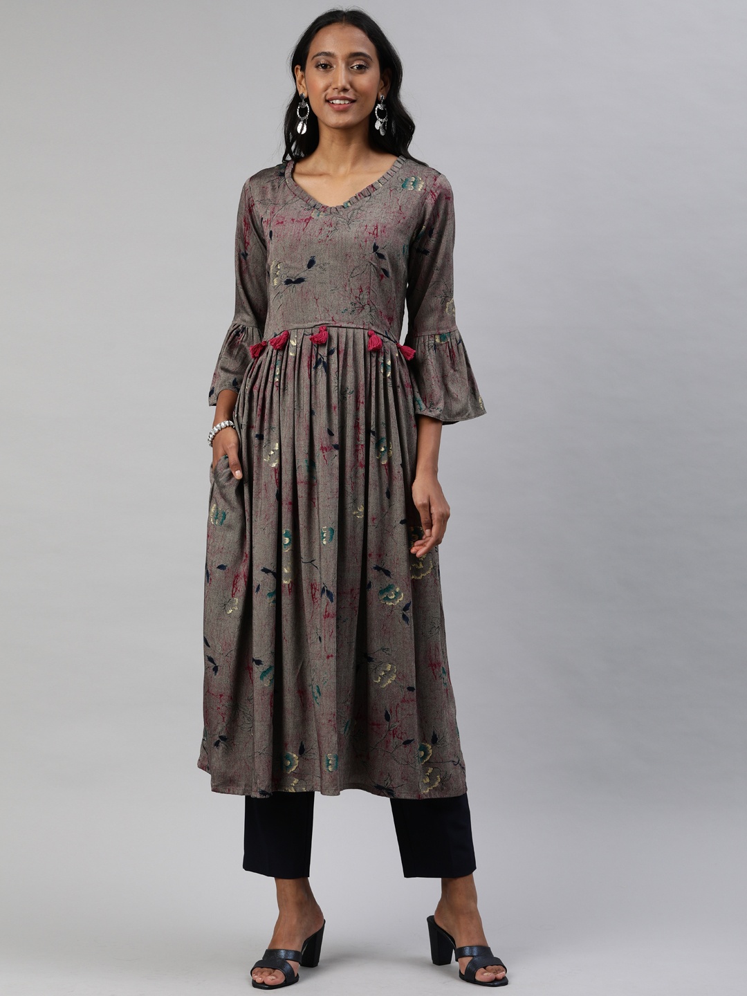 

Inddus Women Grey Printed A-Line Kurta
