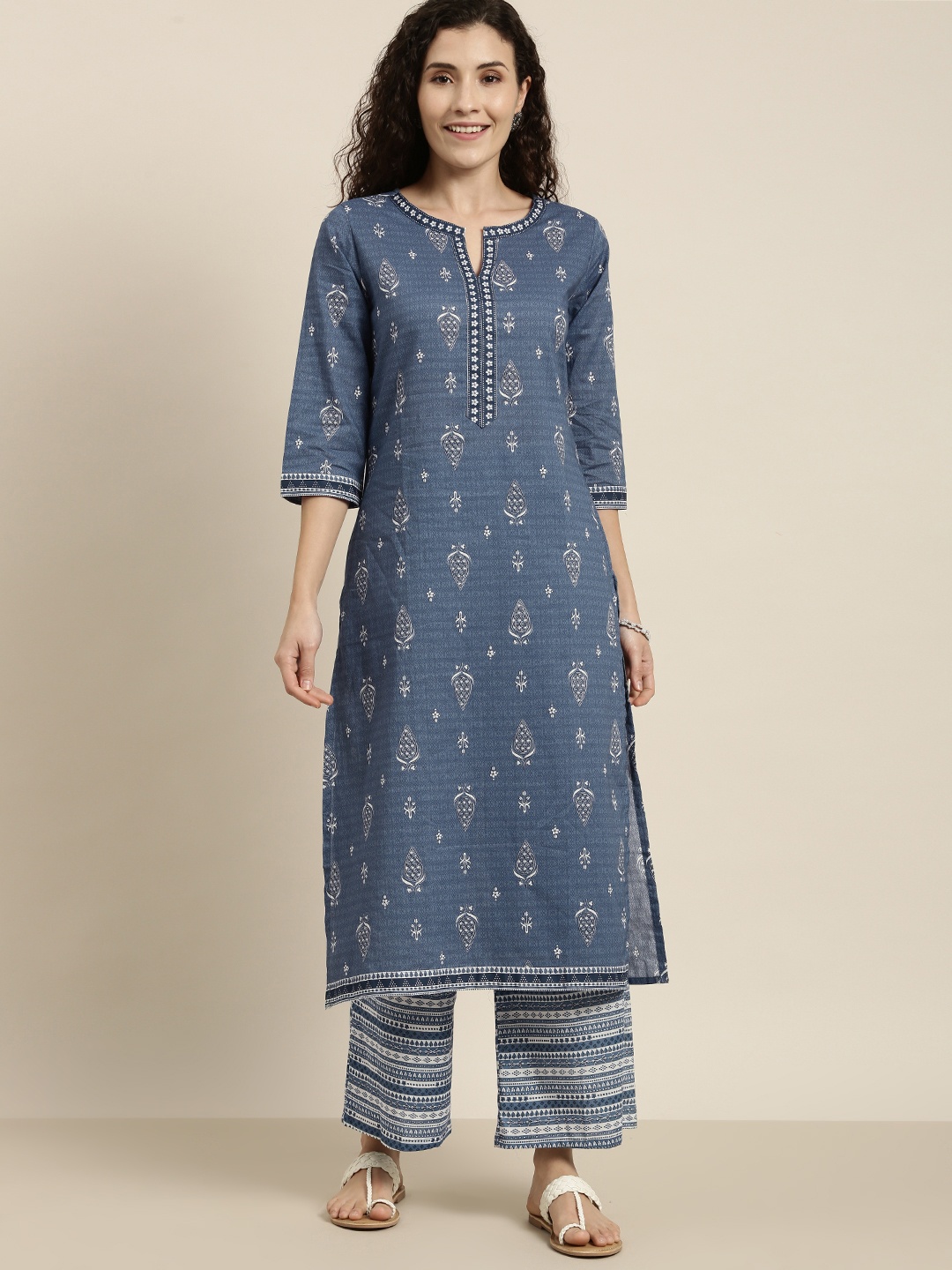 

Vishudh Women Blue & White Printed Kurta with Palazzos