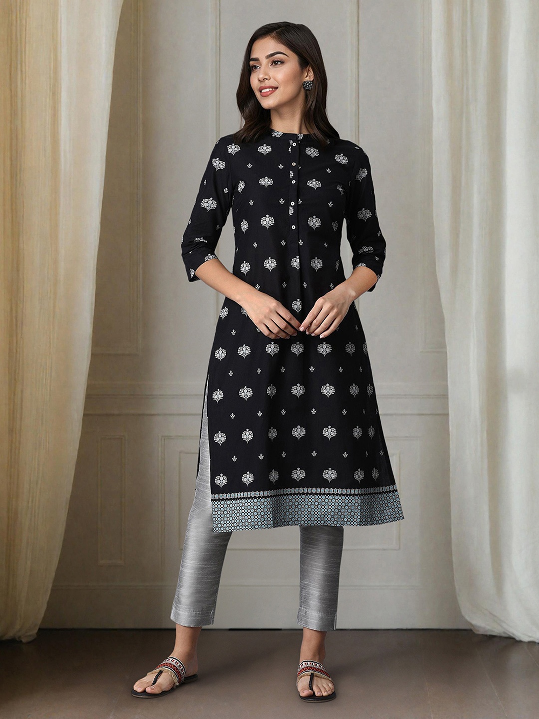 

W Women Black & Grey Ethnic Printed Pure Cotton Kurta