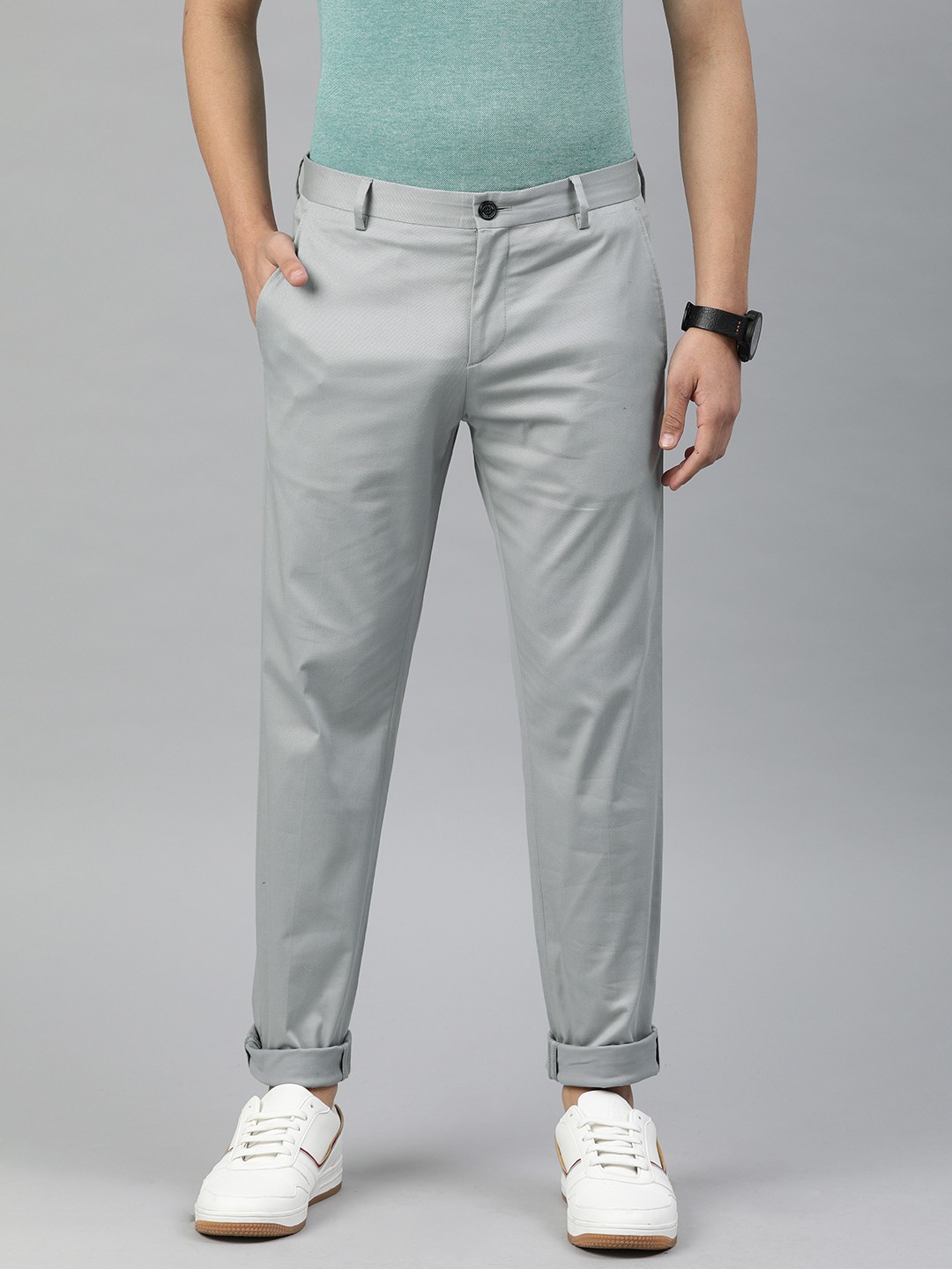 

Tommy Hilfiger Men Grey Regular Fit Solid Regular Trousers