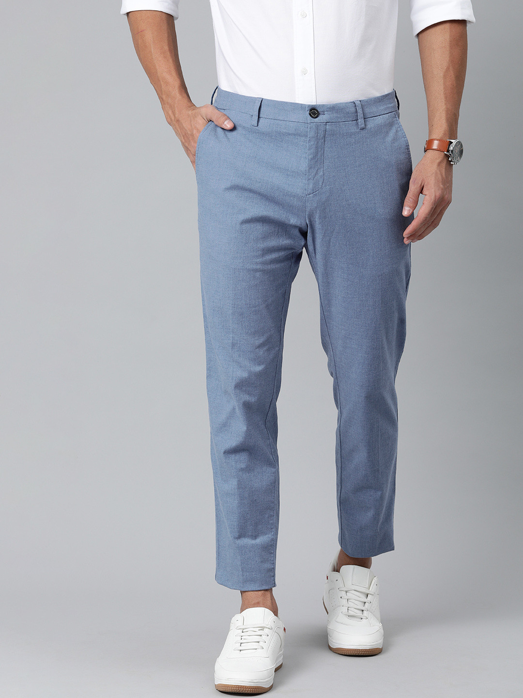 

Tommy Hilfiger Men Blue Slim Fit Solid Chinos