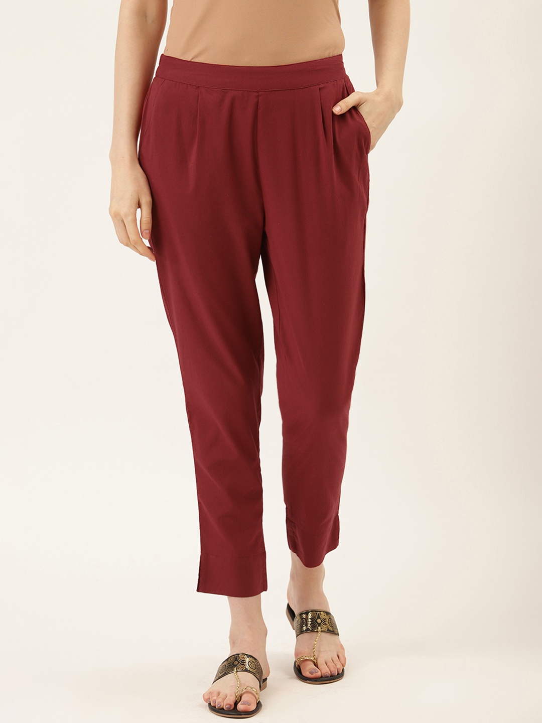 

Jaipur Kurti Women Maroon Pure Cotton Solid Regular Fit Cropped Trousers