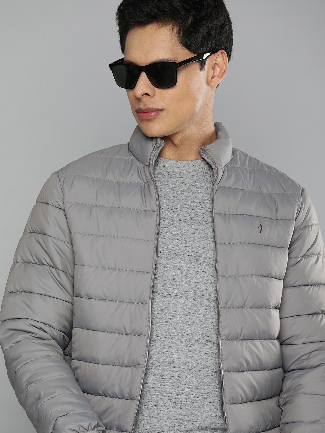 

Indian Terrain Men Grey Solid Puffer Jacket