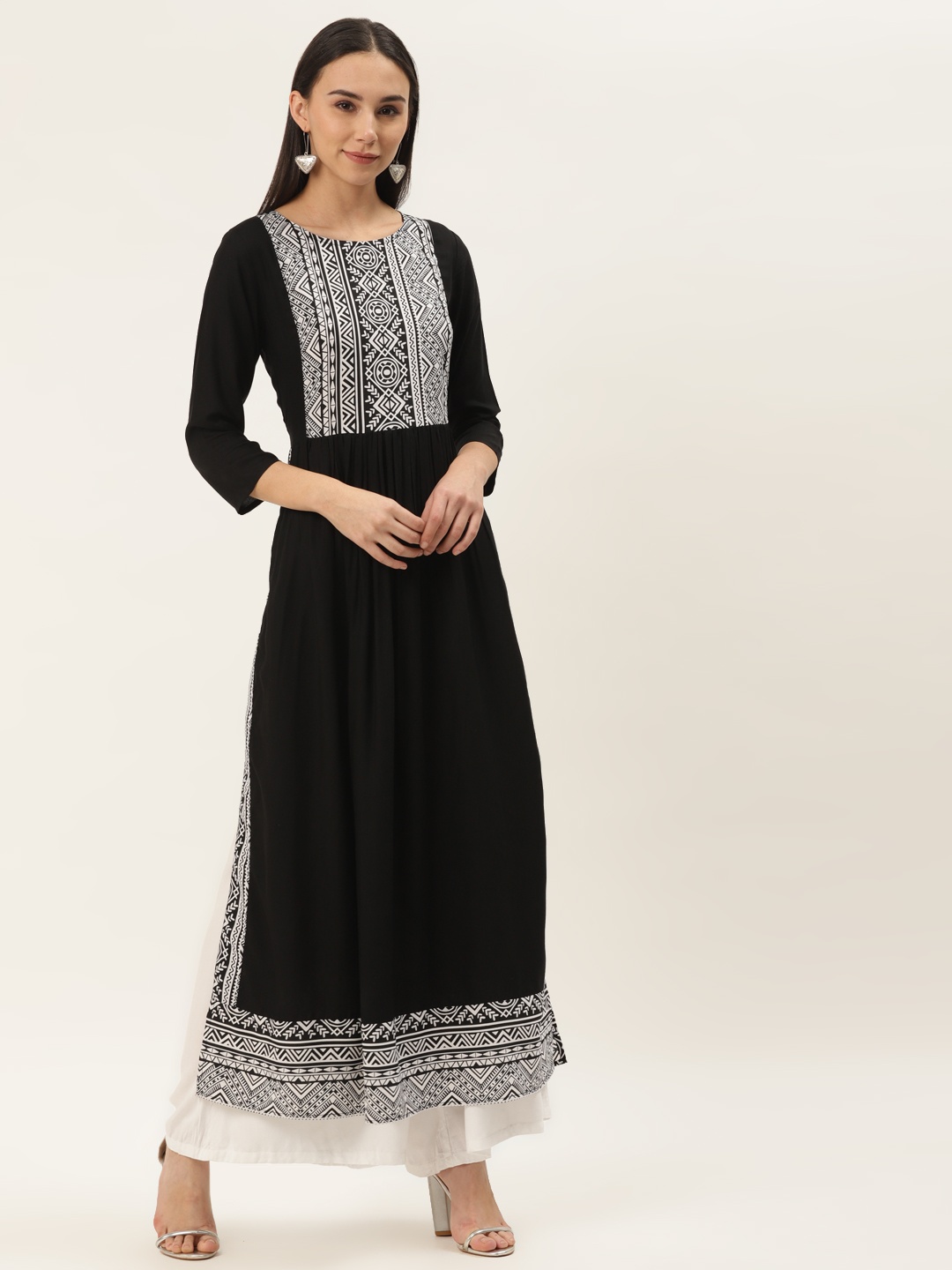 

Cottinfab Women Black & White Printed A-Line Kurta