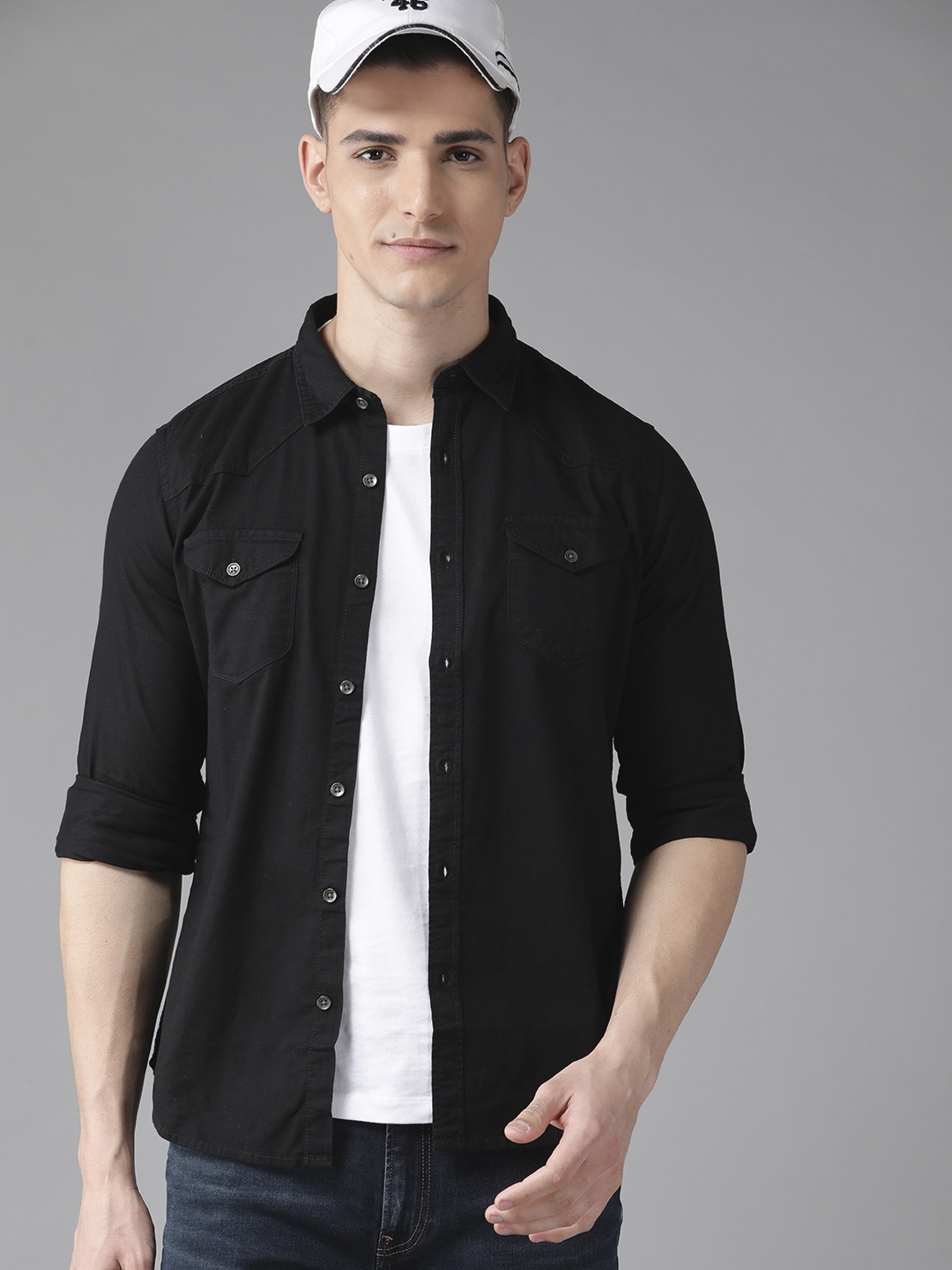 

BEAT LONDON by PEPE JEANS Men Black Pure Cotton Solid Slim Fit Casual Shirt