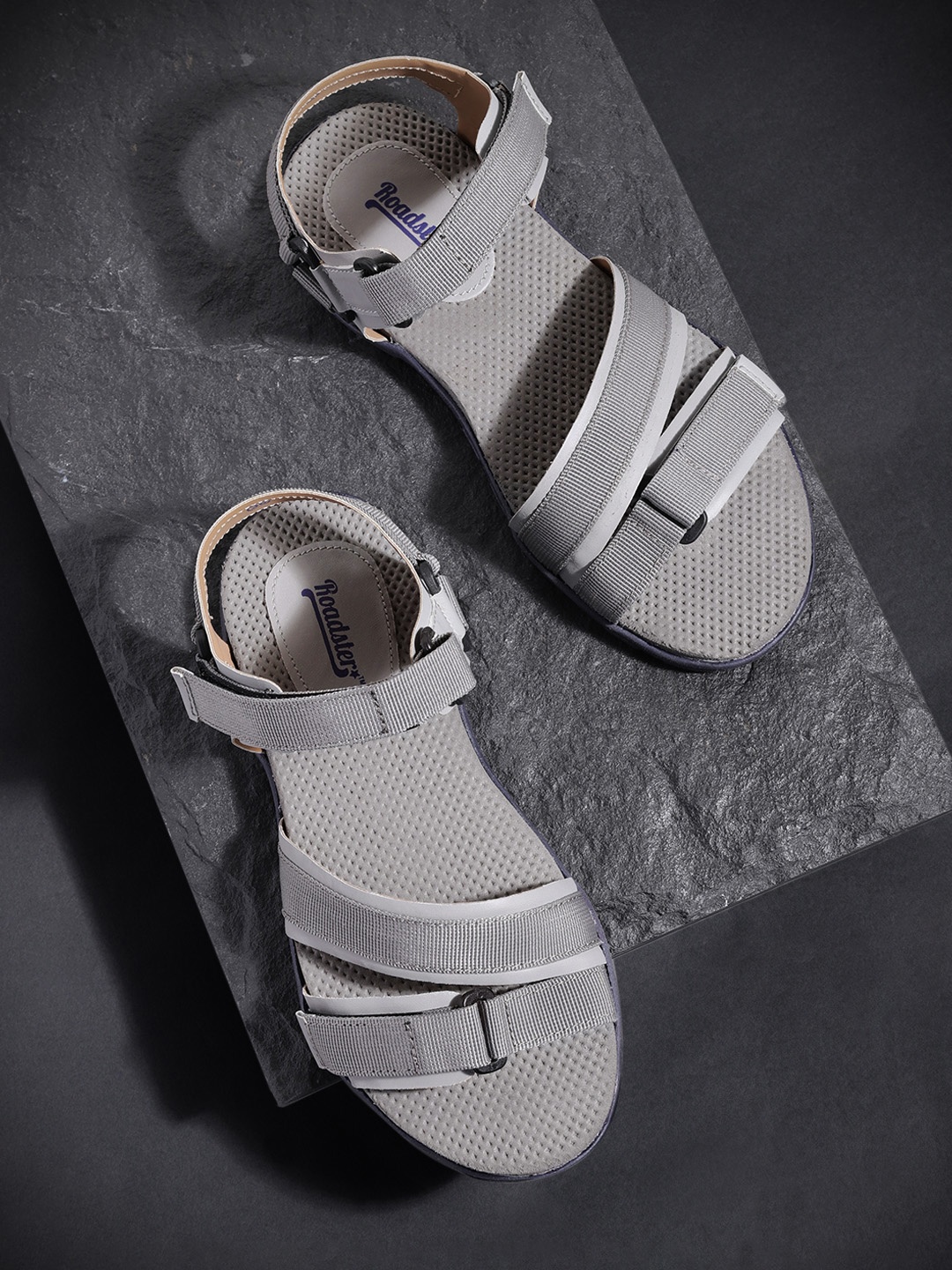 

The Roadster Lifestyle Co Women Grey Solid Sports Sandals