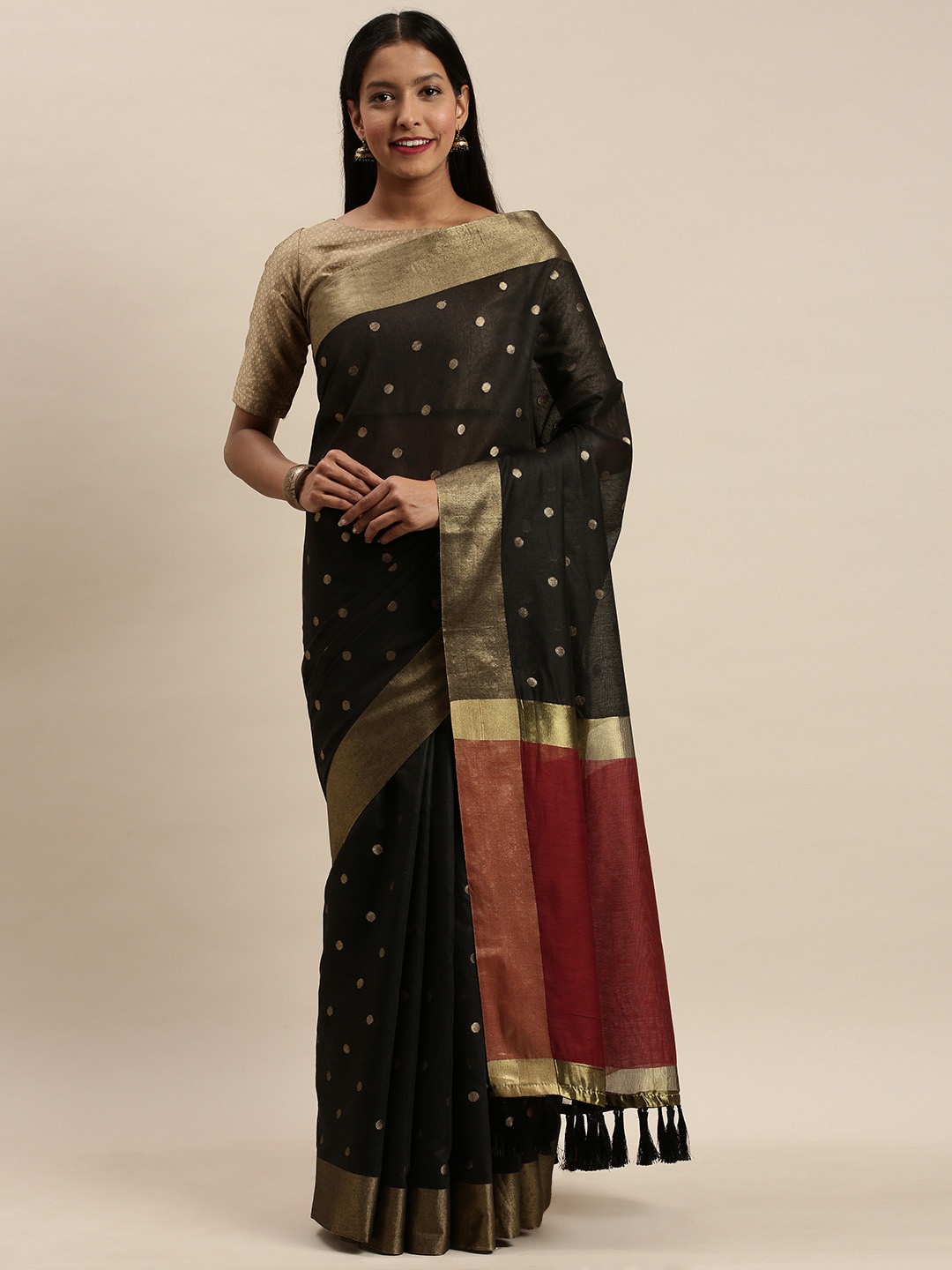 

VASTRANAND Black & Gold-Toned Silk Blend Woven Design Banarasi Saree