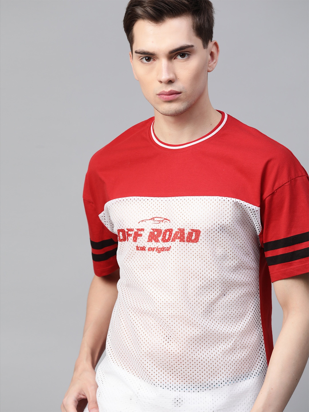 

Kook N Keech Men Red White Pure Cotton Mesh Detail Colourblocked Pure Cotton T-shirt