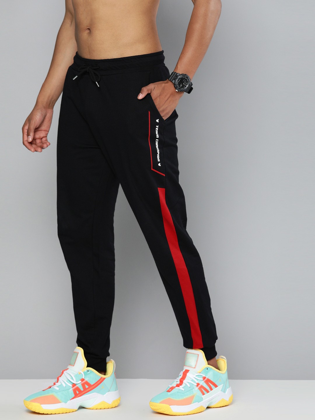 

Kook N Keech Men Black Striped Pure Cotton Joggers