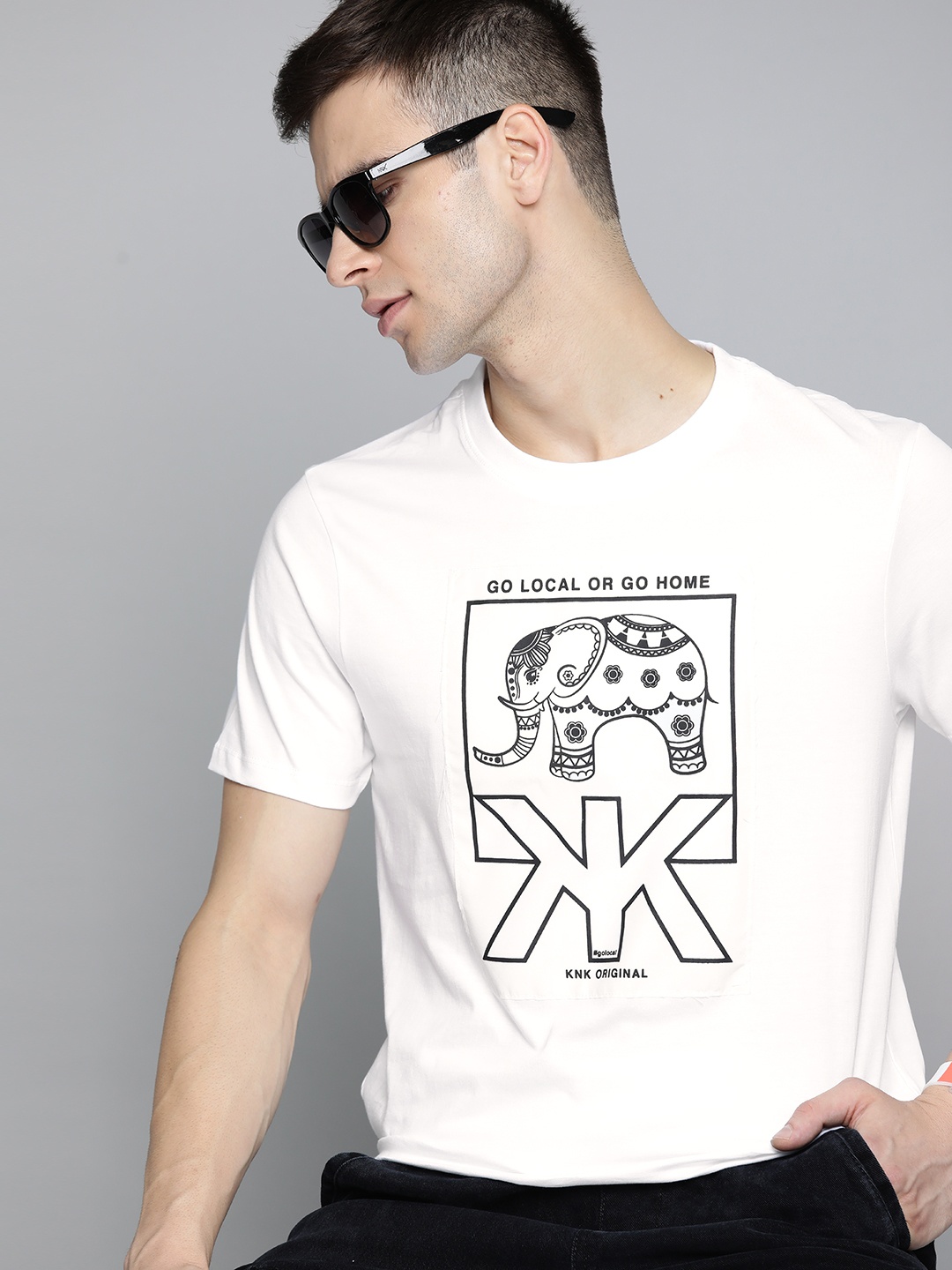 

Kook N Keech Men White Printed Cotton T-shirt