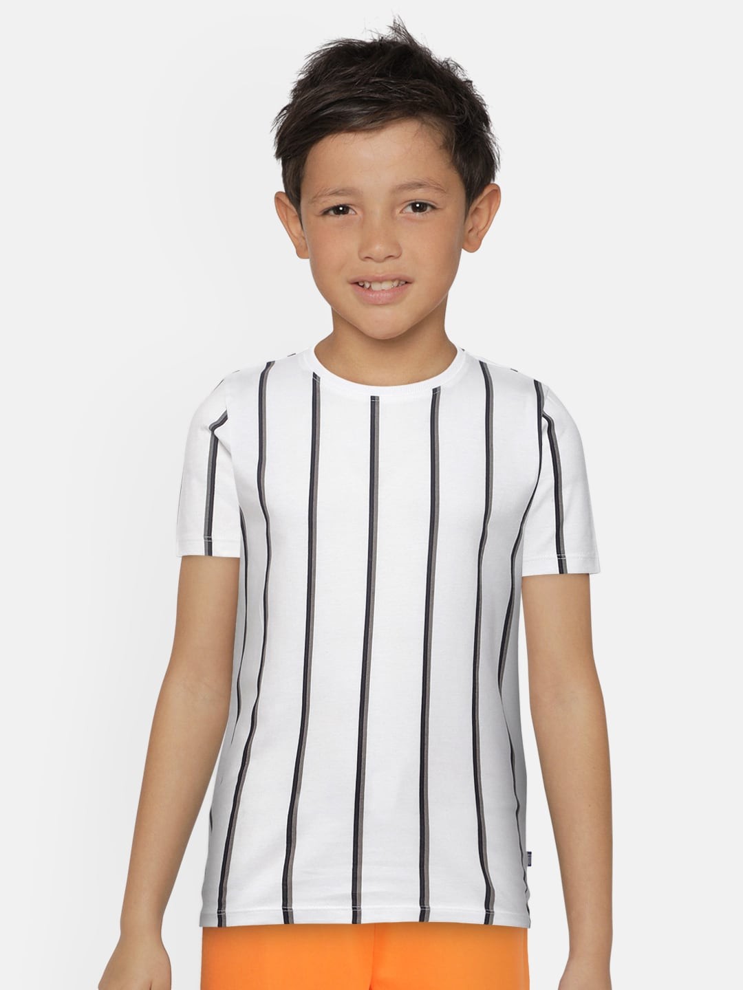 

Jack & Jones Boys White Striped Round Neck T-shirt