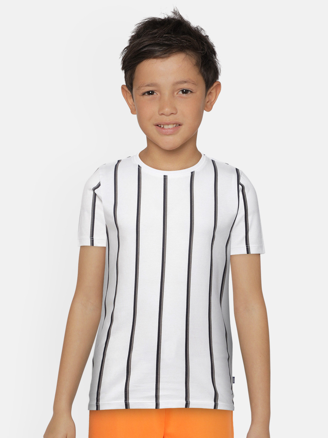 

Jack & Jones Boys White Striped Round Neck T-shirt