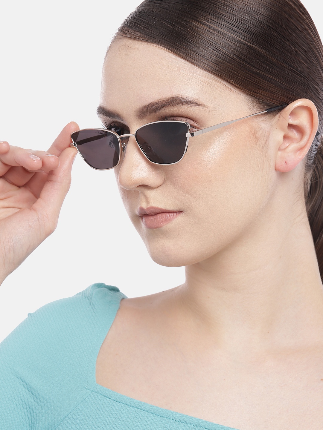 

Voyage Unisex Cateye UV Protected Sunglasses B80438MG3448, Black