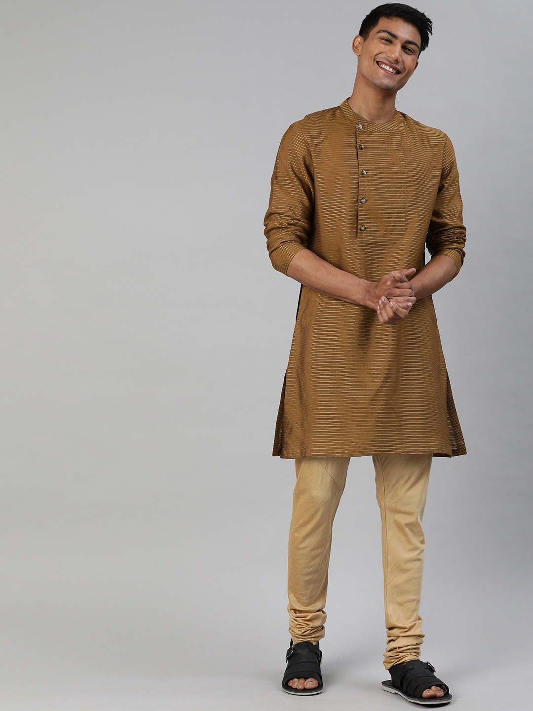 

THE BEAR HOUSE Men Mustard Yellow Striped Straight Kurta