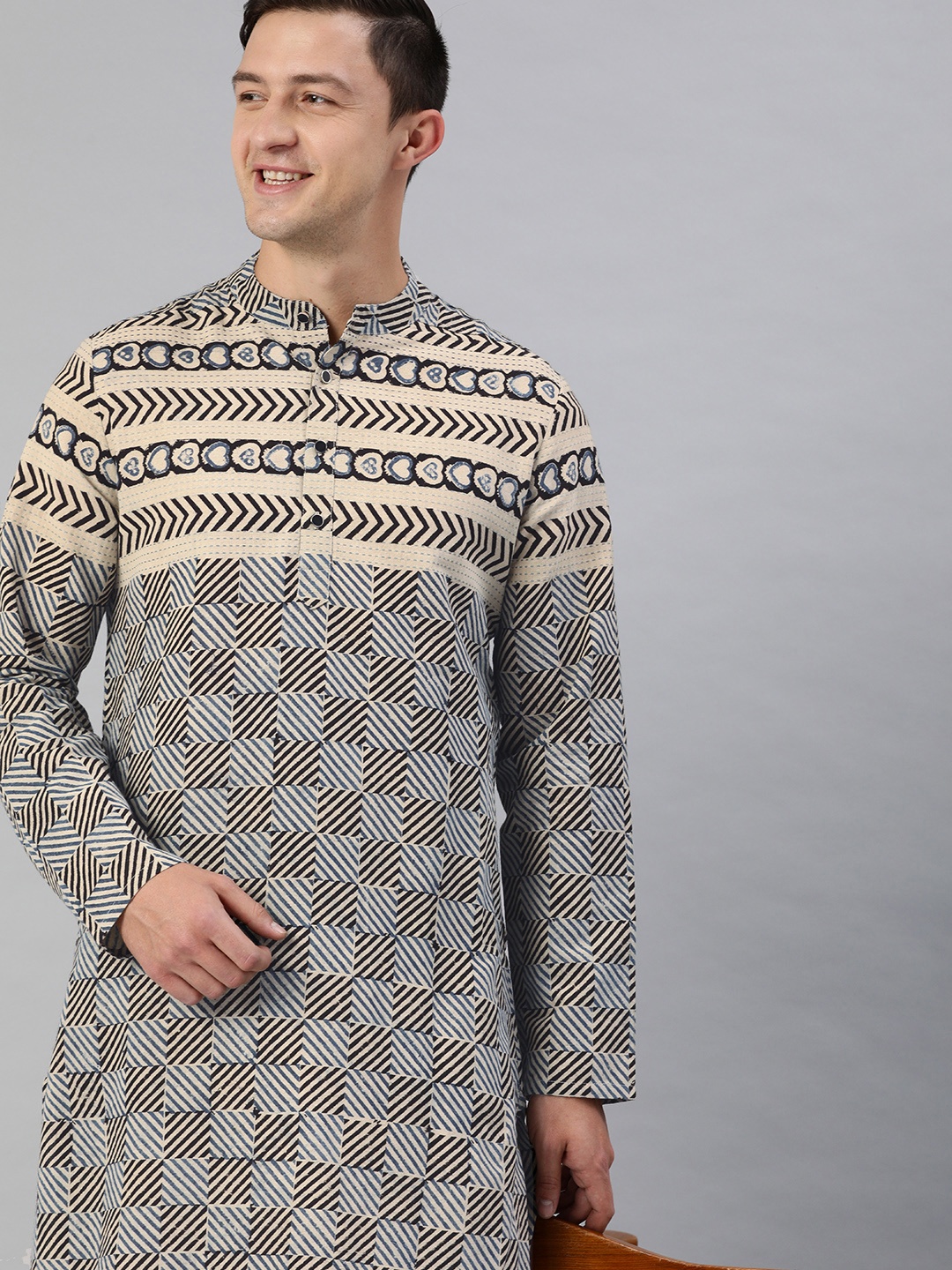 

THE BEAR HOUSE Blue & Cream Geometric Printed Kurta