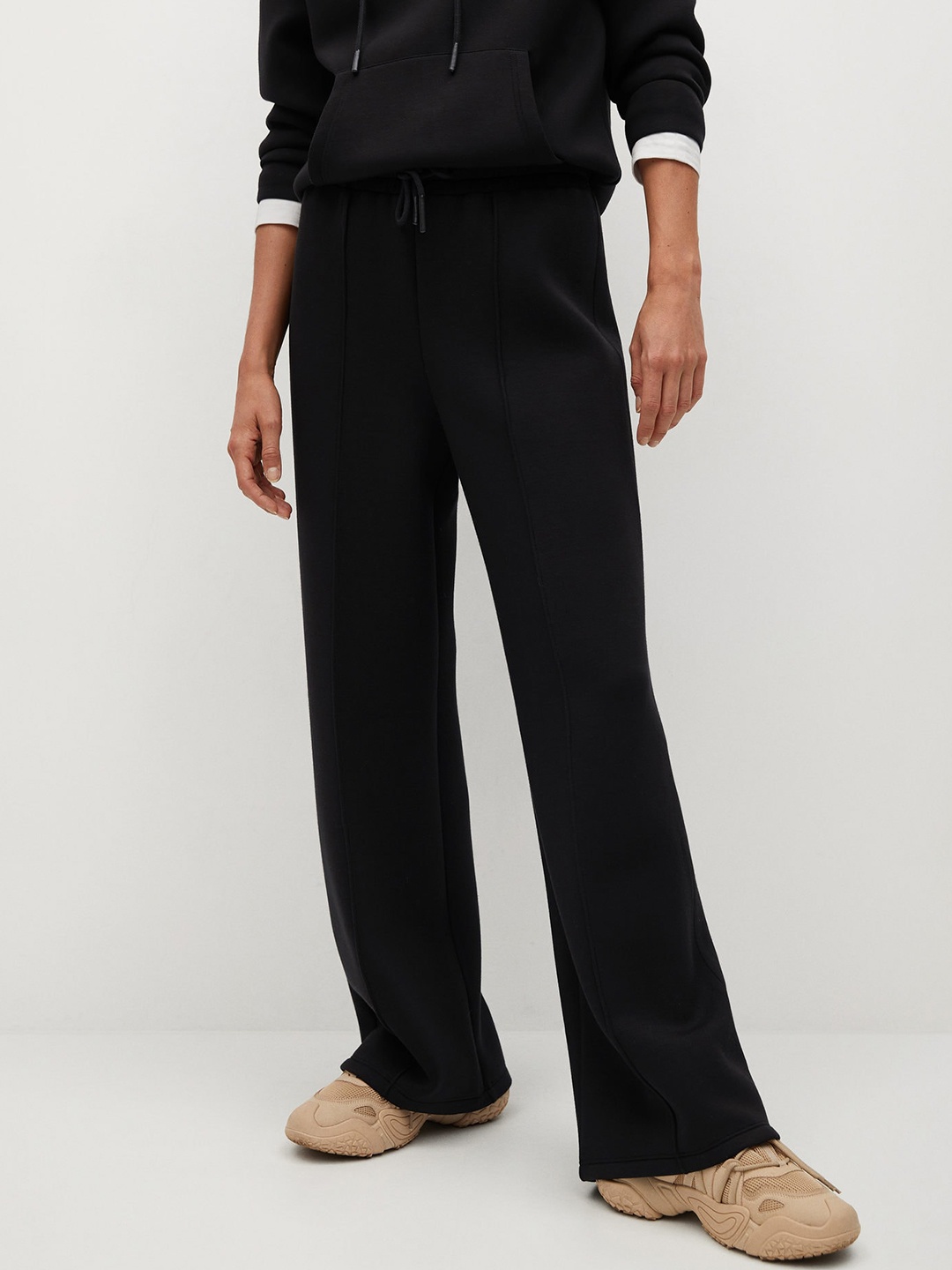 

MANGO Women Black Regular Fit Solid Parallel Trousers