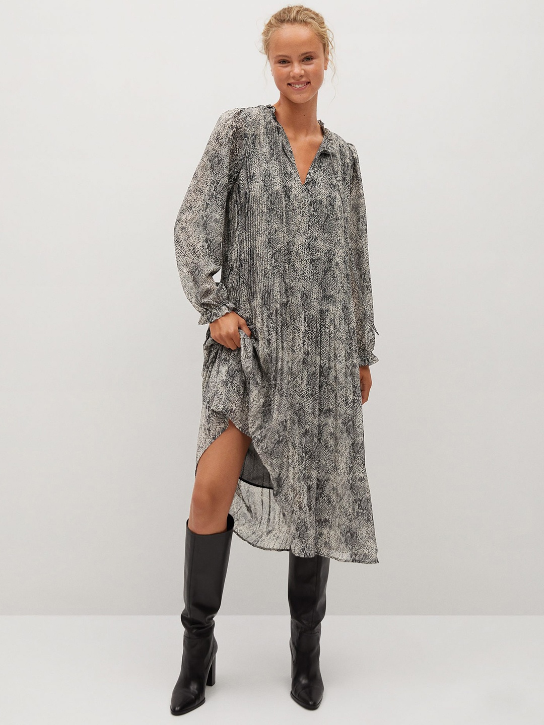 

MANGO Women Black & White Snakeskin Printed Accordion Pleated Sustainable A-Line Dress