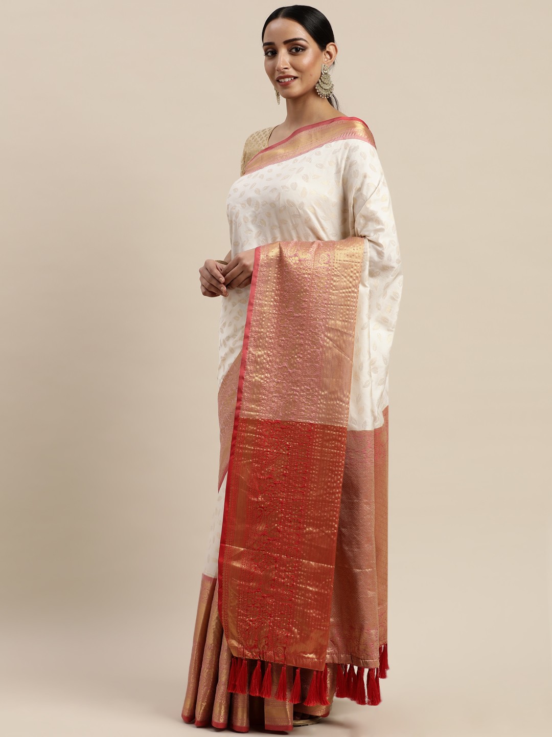 

VASTRANAND White & Gold-Toned Silk Cotton Woven Design Banarasi Saree
