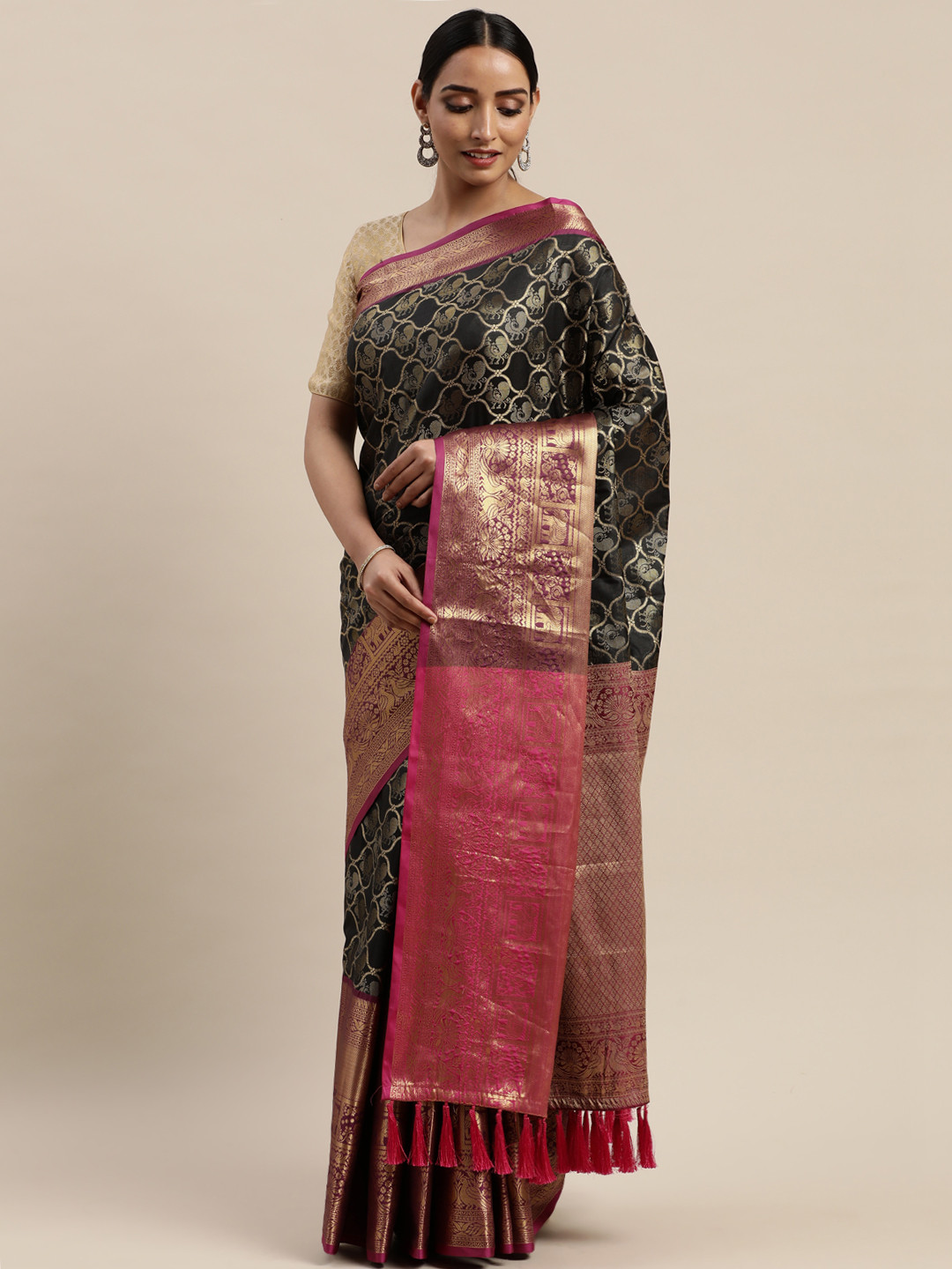 

VASTRANAND Black & Gold-Toned Silk Cotton Woven Design Banarasi Saree