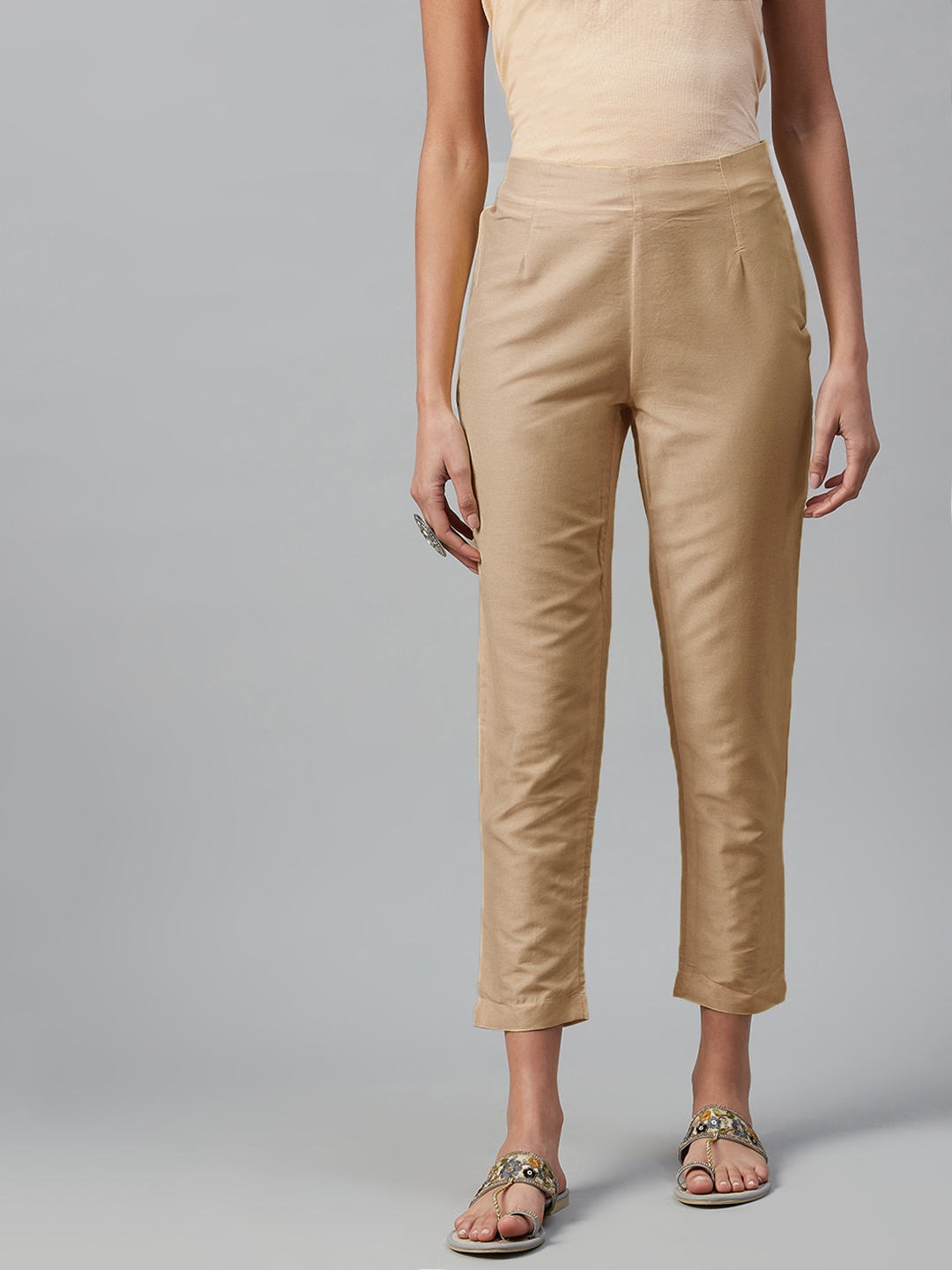 

WISHFUL Women Beige Slim Fit Solid Cropped Regular Trousers