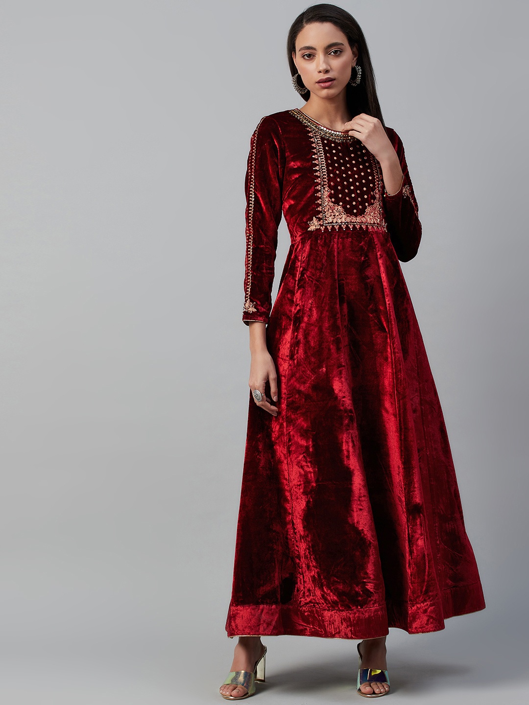 

WISHFUL Women Maroon Embroidered Detail Velvet Finish Maxi Dress