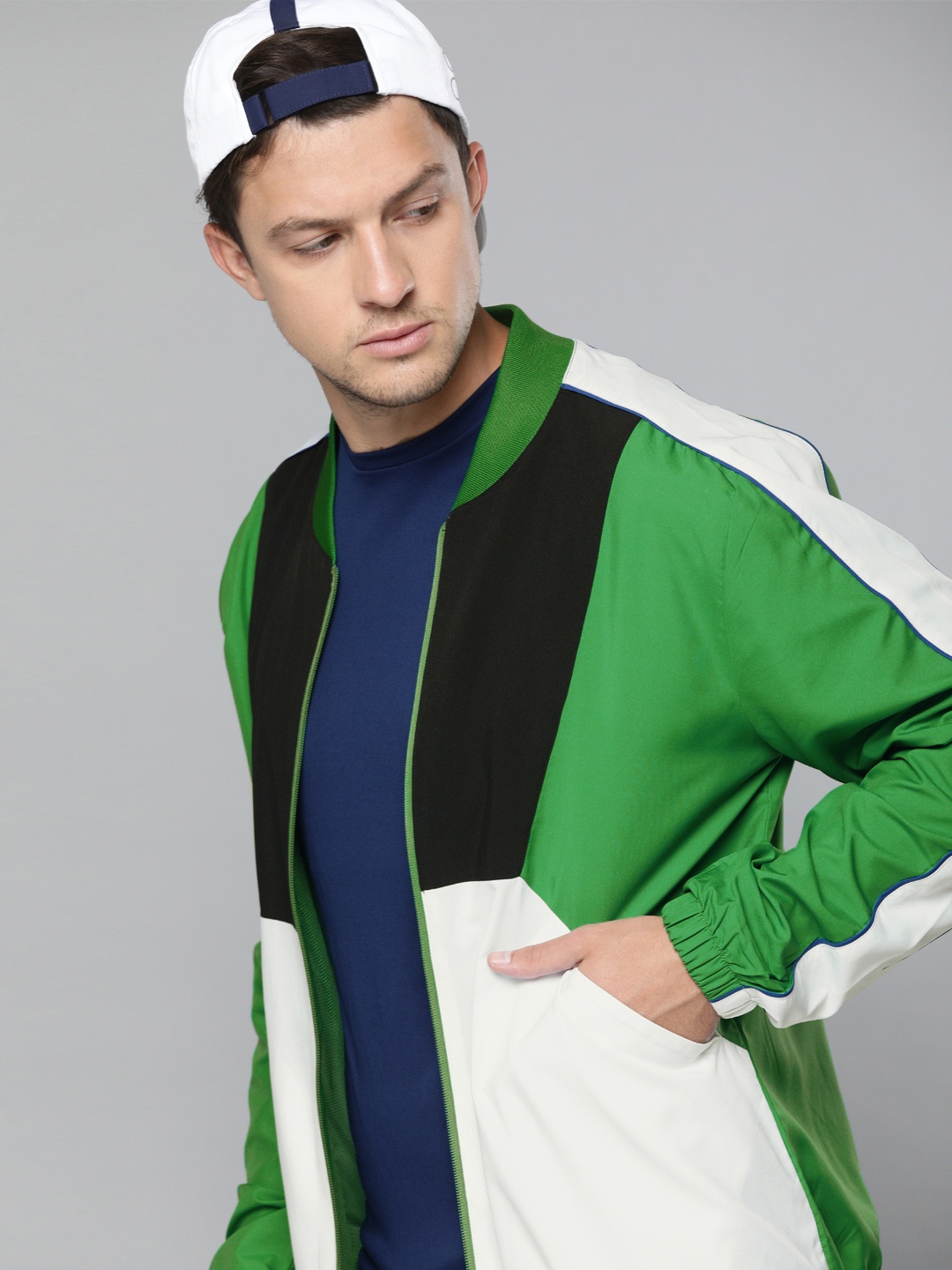 

HRX By Hrithik Roshan Men Kelly Green Colourblock Rapid-Dry Anti-Static Lifestyle Jackets