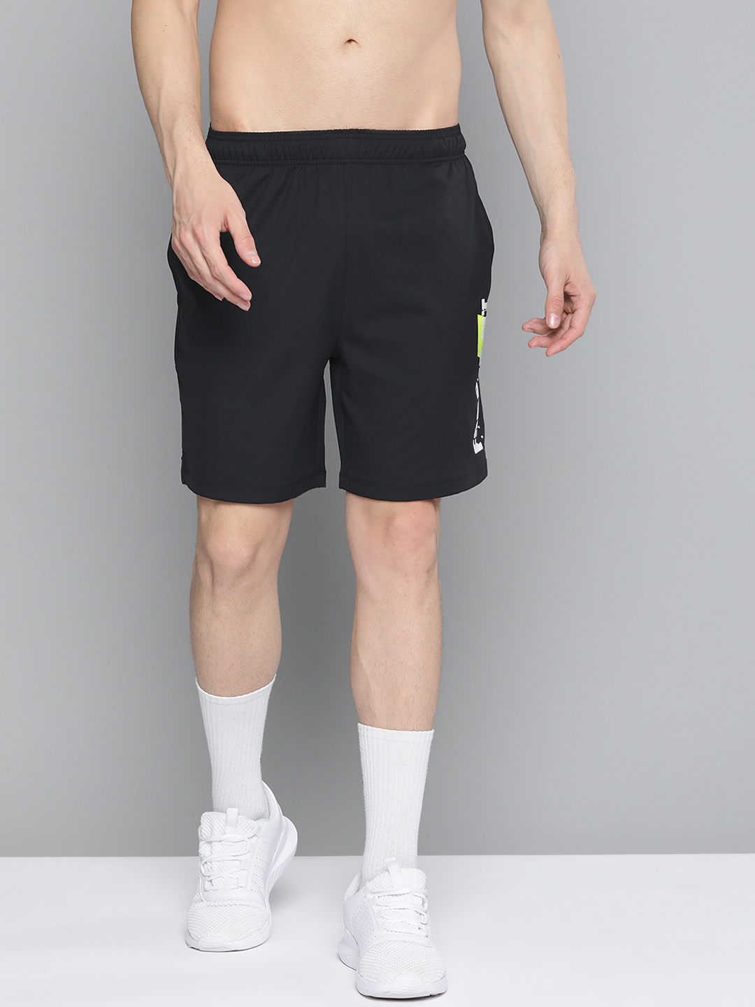 

HRX By Hrithik Roshan Men Anthracite Solid Regular Fit Mid-Rise Rapid-Dry Antimicrobial Training Shorts, Black