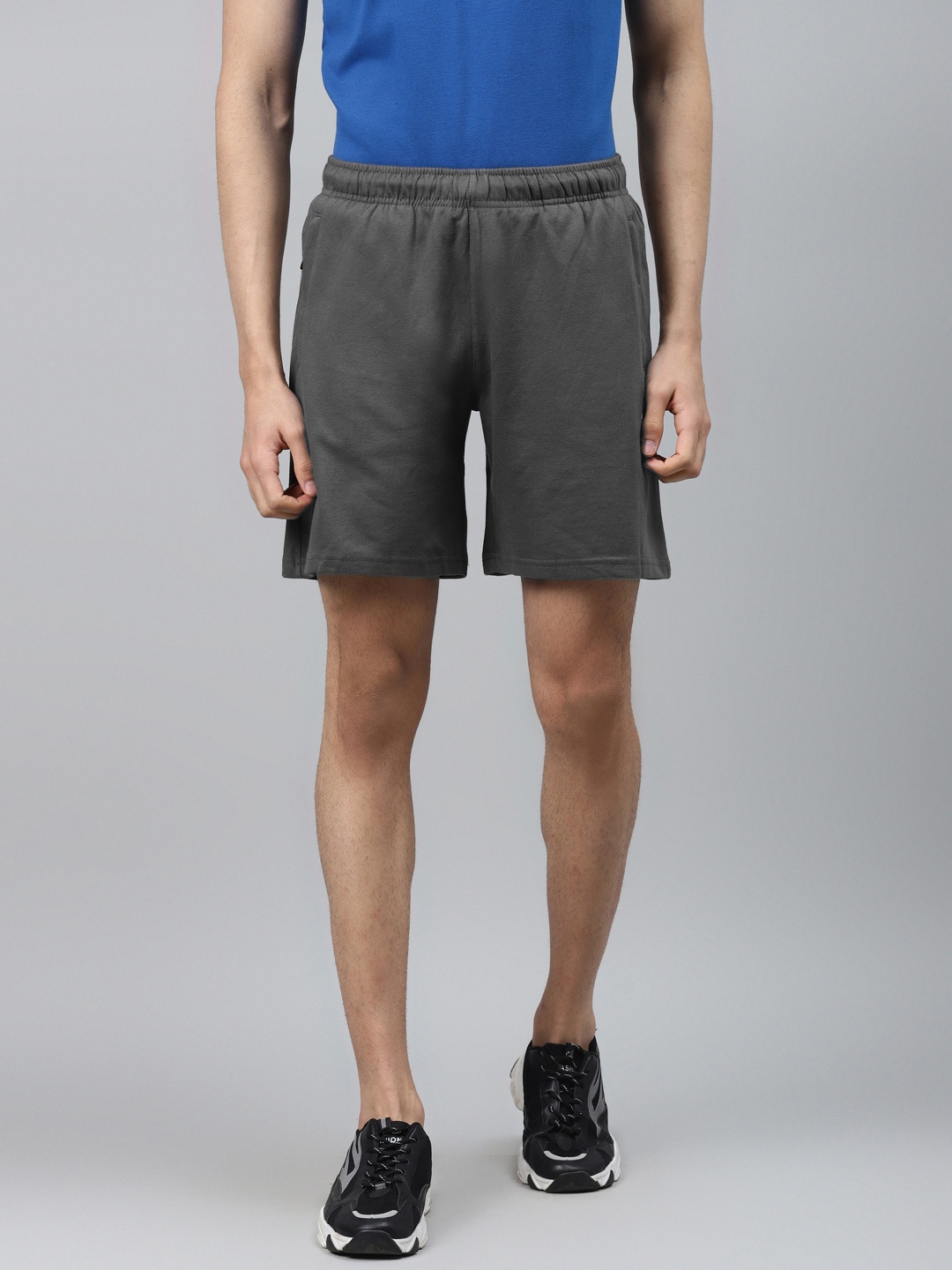 

Alcis Men Charcoal Grey Solid Slim Fit Sports Shorts