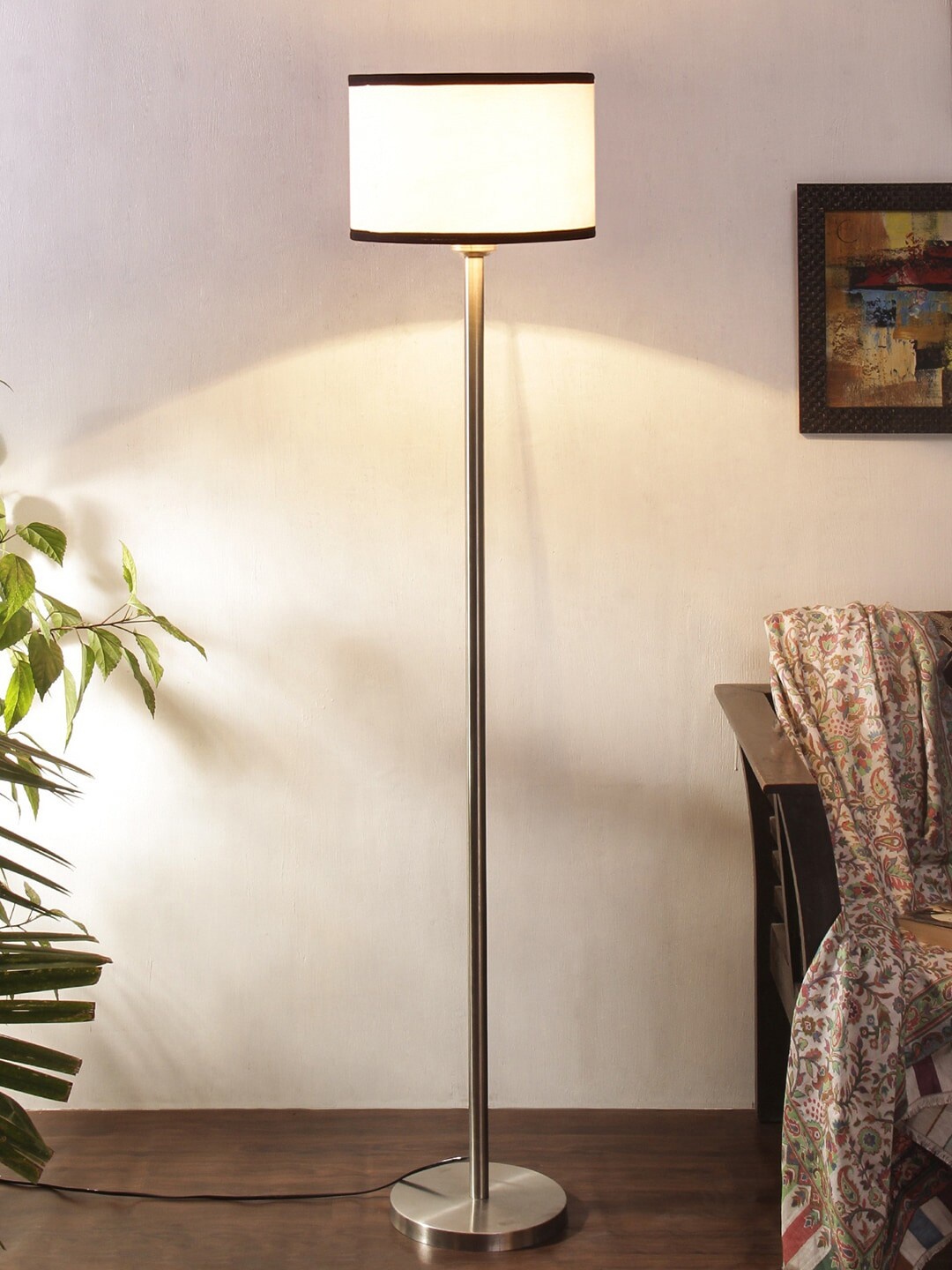 

Devansh White Solid Steel Club Lamp