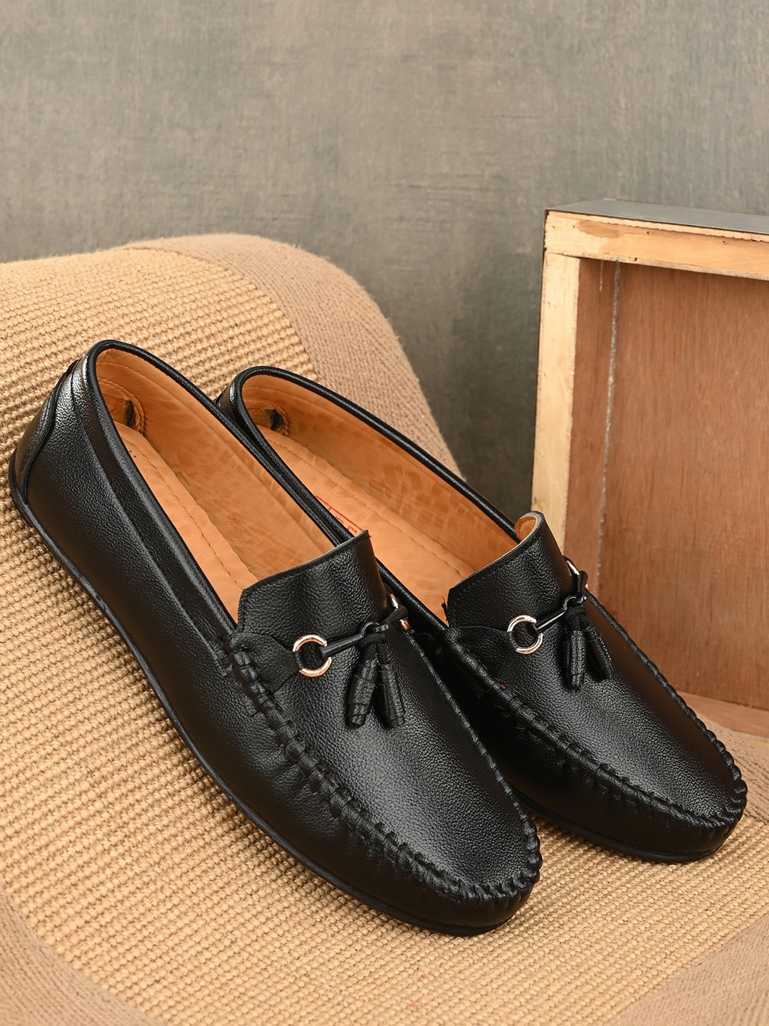 

Mactree Men Black Textured Loafers