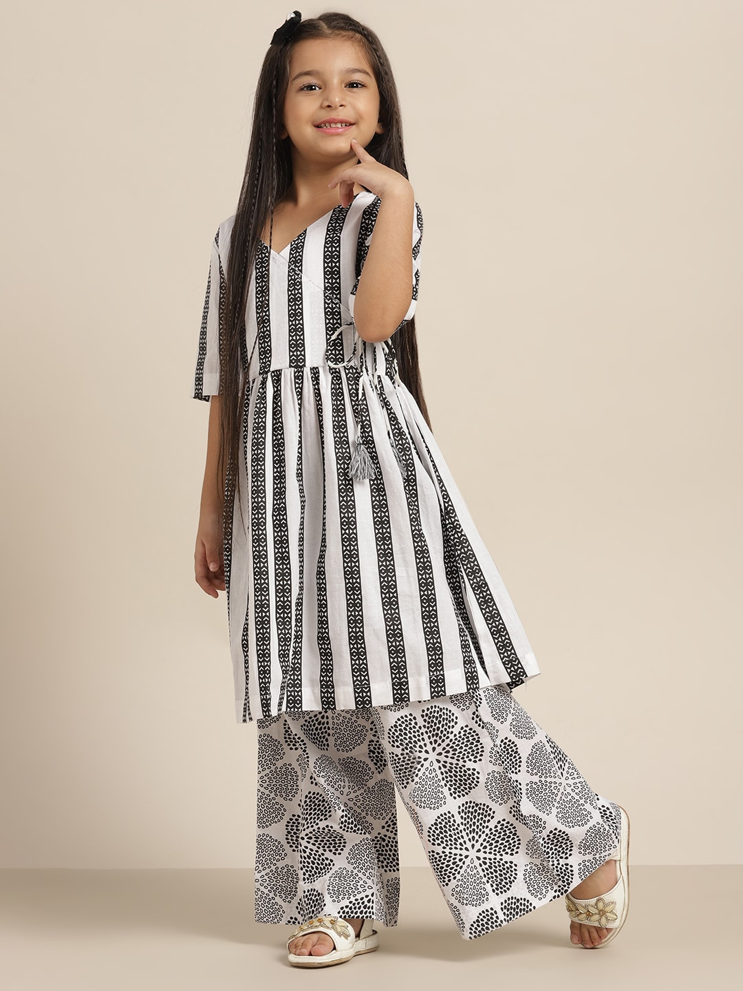 

Sangria White & Black Pure Cotton Printed Angrakha Kurta with Palazzos
