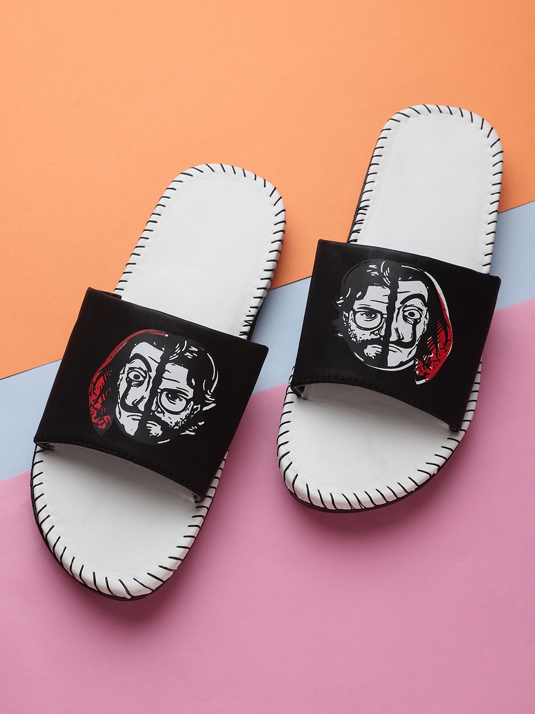 

Pampy Angel Men White & Black Printed Sliders
