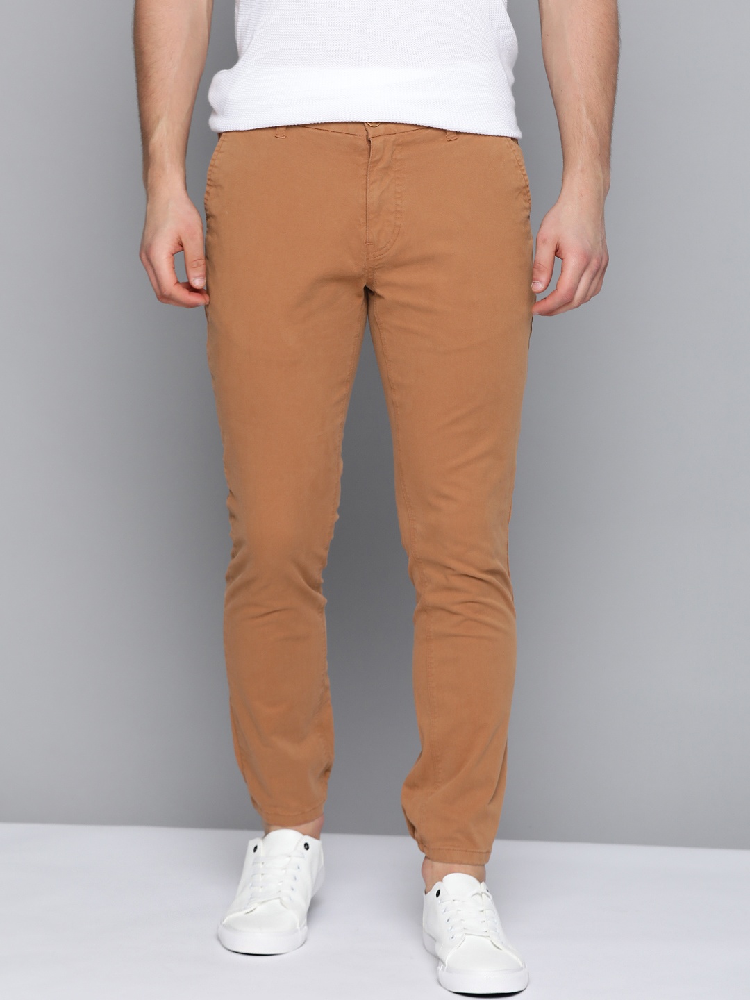 

Mast & Harbour Men Brown Straight Fit Solid Joggers