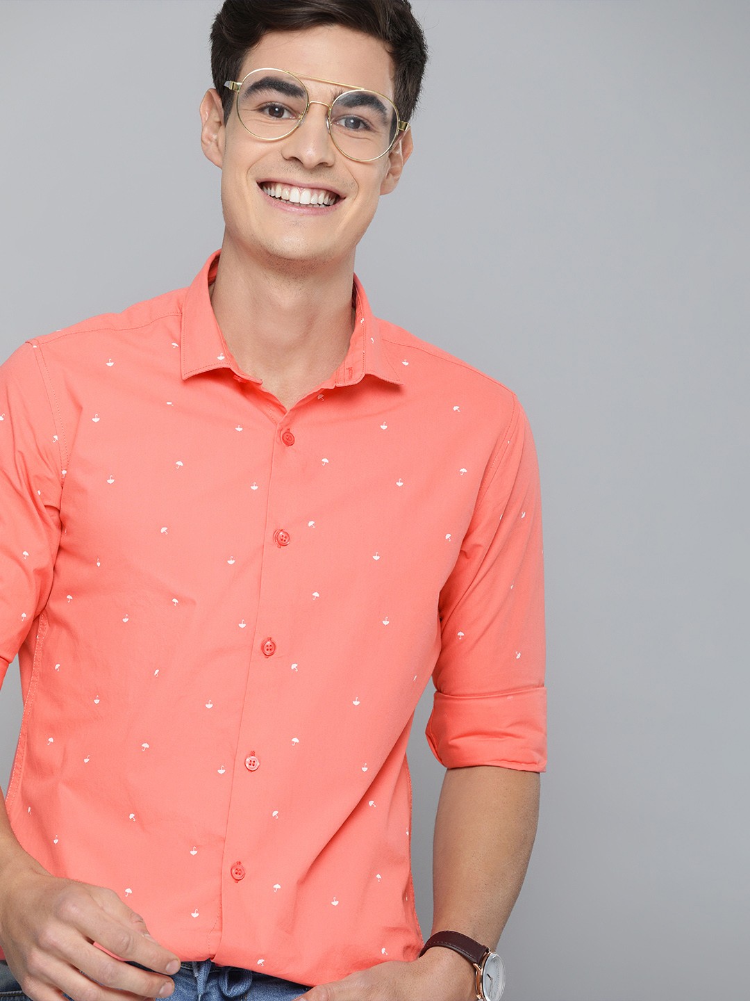 

Mast & Harbour Men Coral Pink & White Regular Fit Printed Casual Shirt