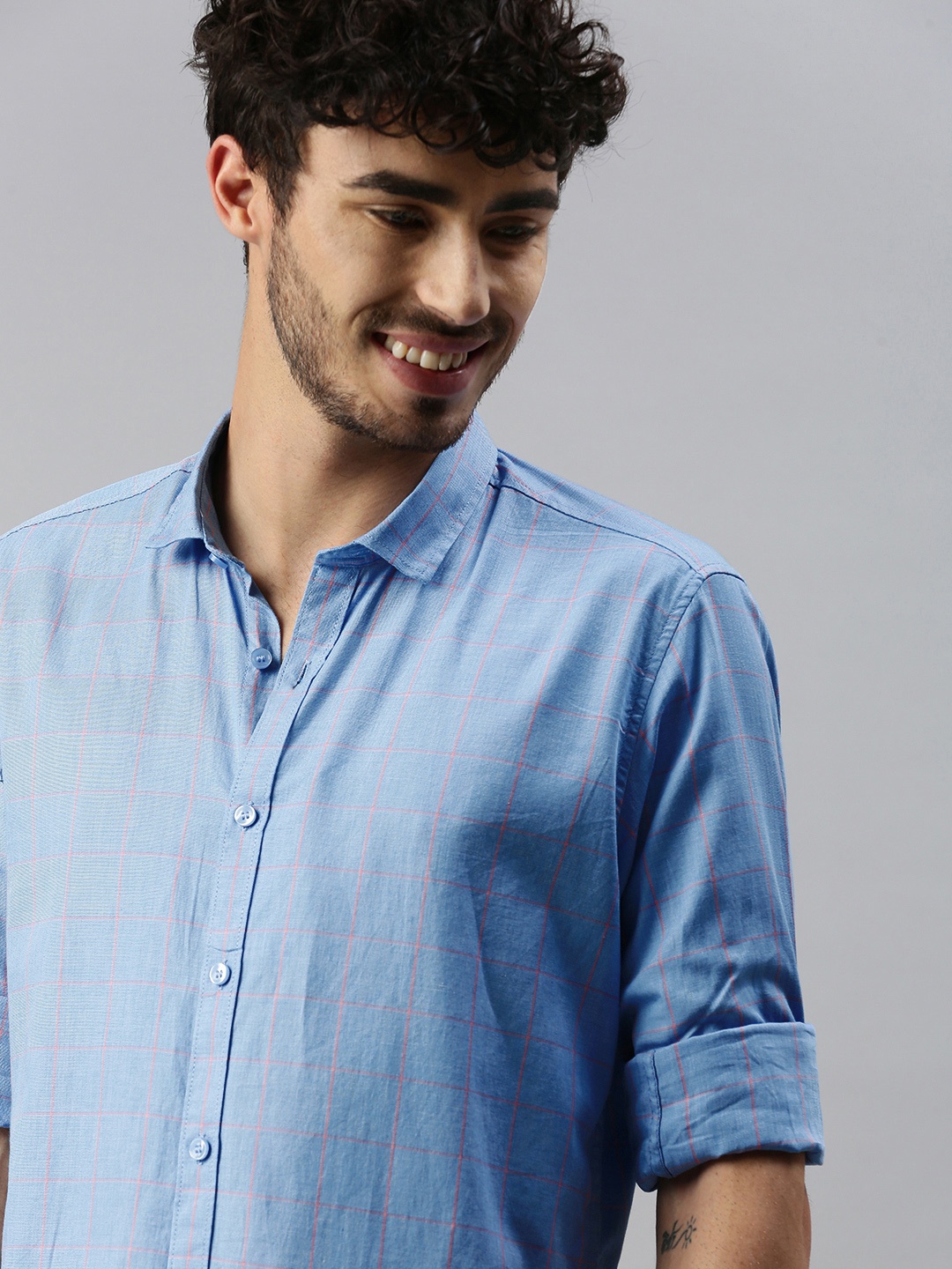 

Mast & Harbour Men Blue & Pink Regular Fit Checked Casual Shirt